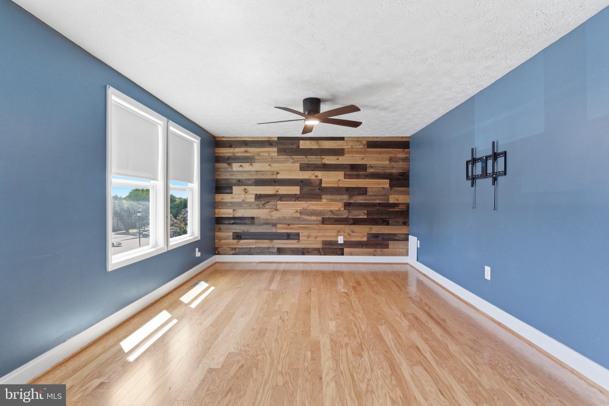 UPTON VILLAGE NORTH - Residential