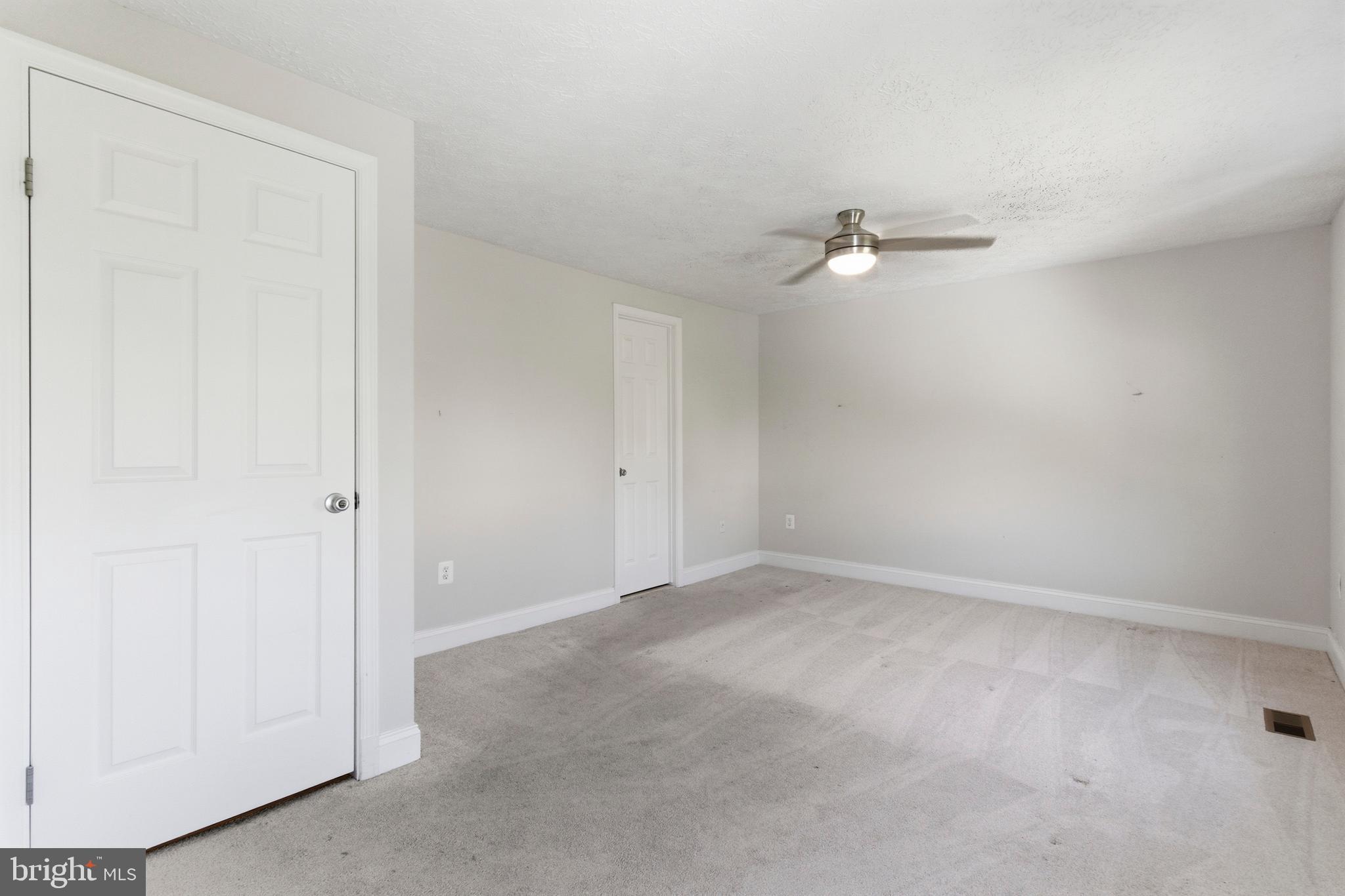 UPTON VILLAGE NORTH - Residential