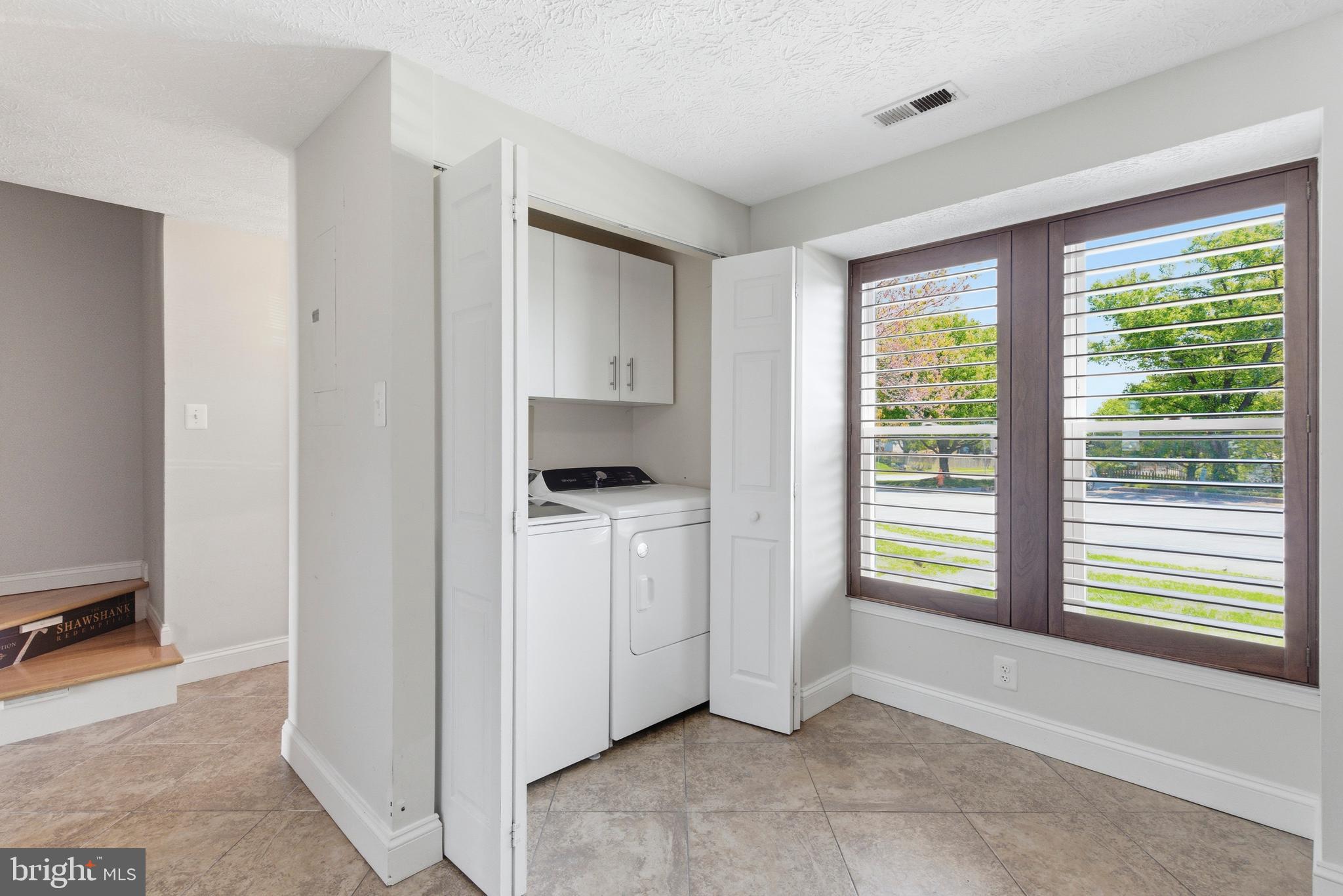 UPTON VILLAGE NORTH - Residential