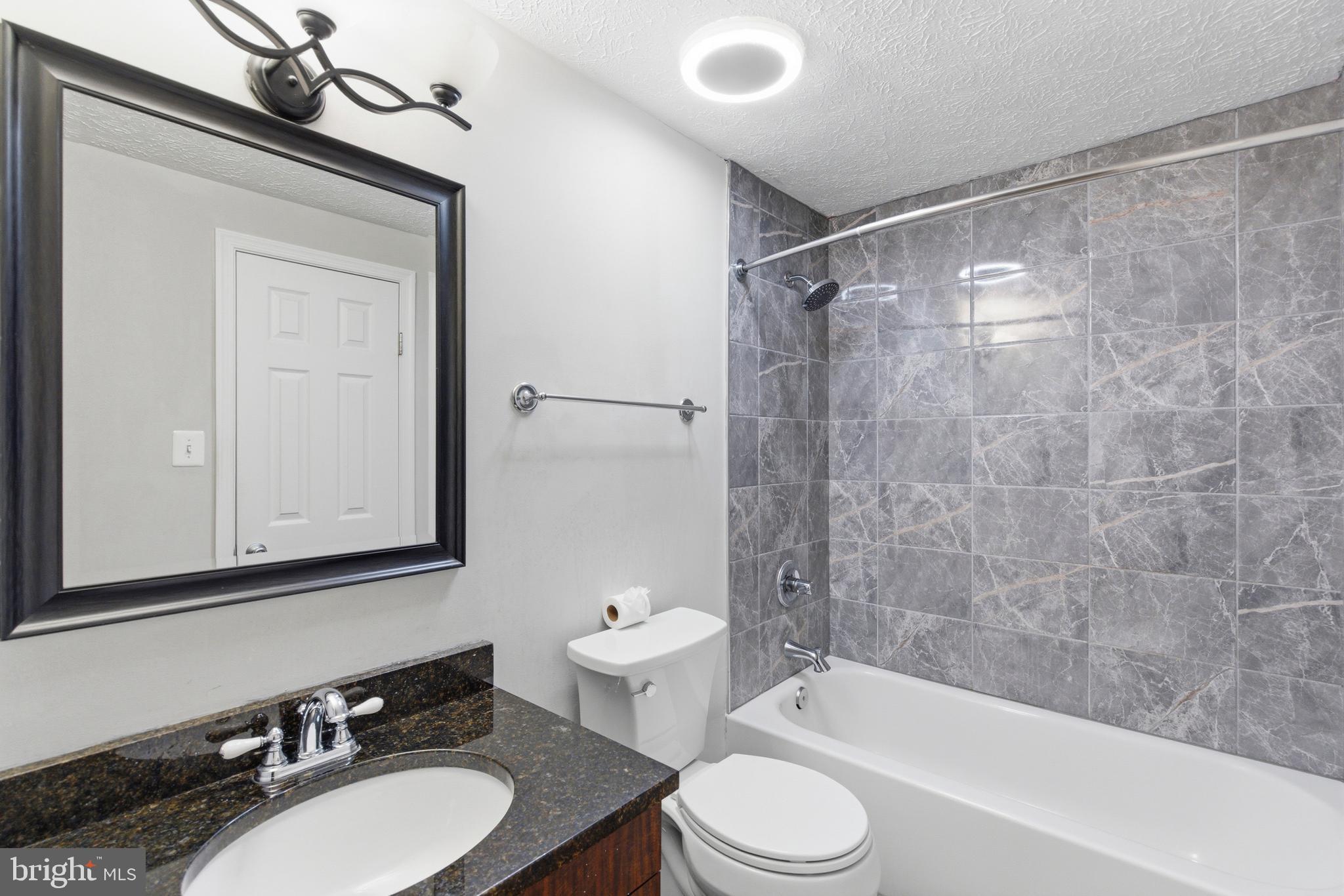 UPTON VILLAGE NORTH - Residential