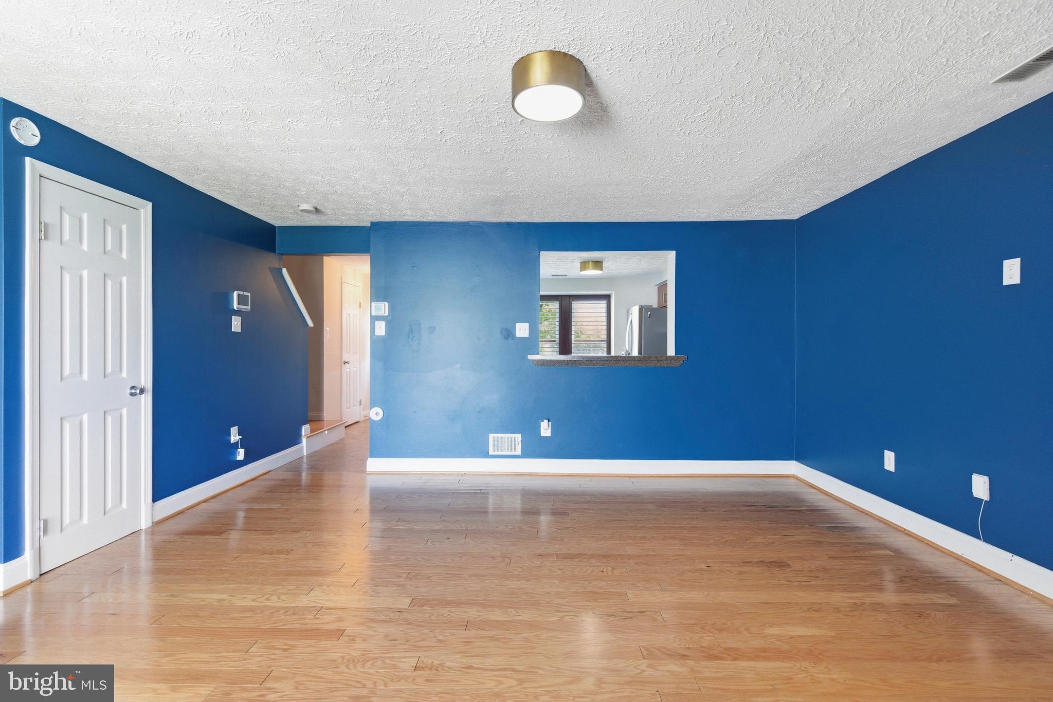 UPTON VILLAGE NORTH - Residential