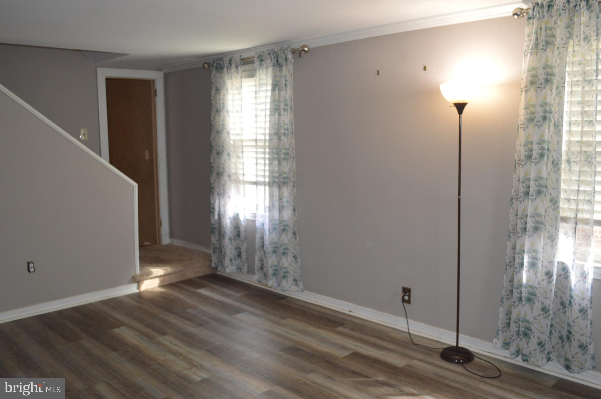 LEEDOM ESTS - Residential