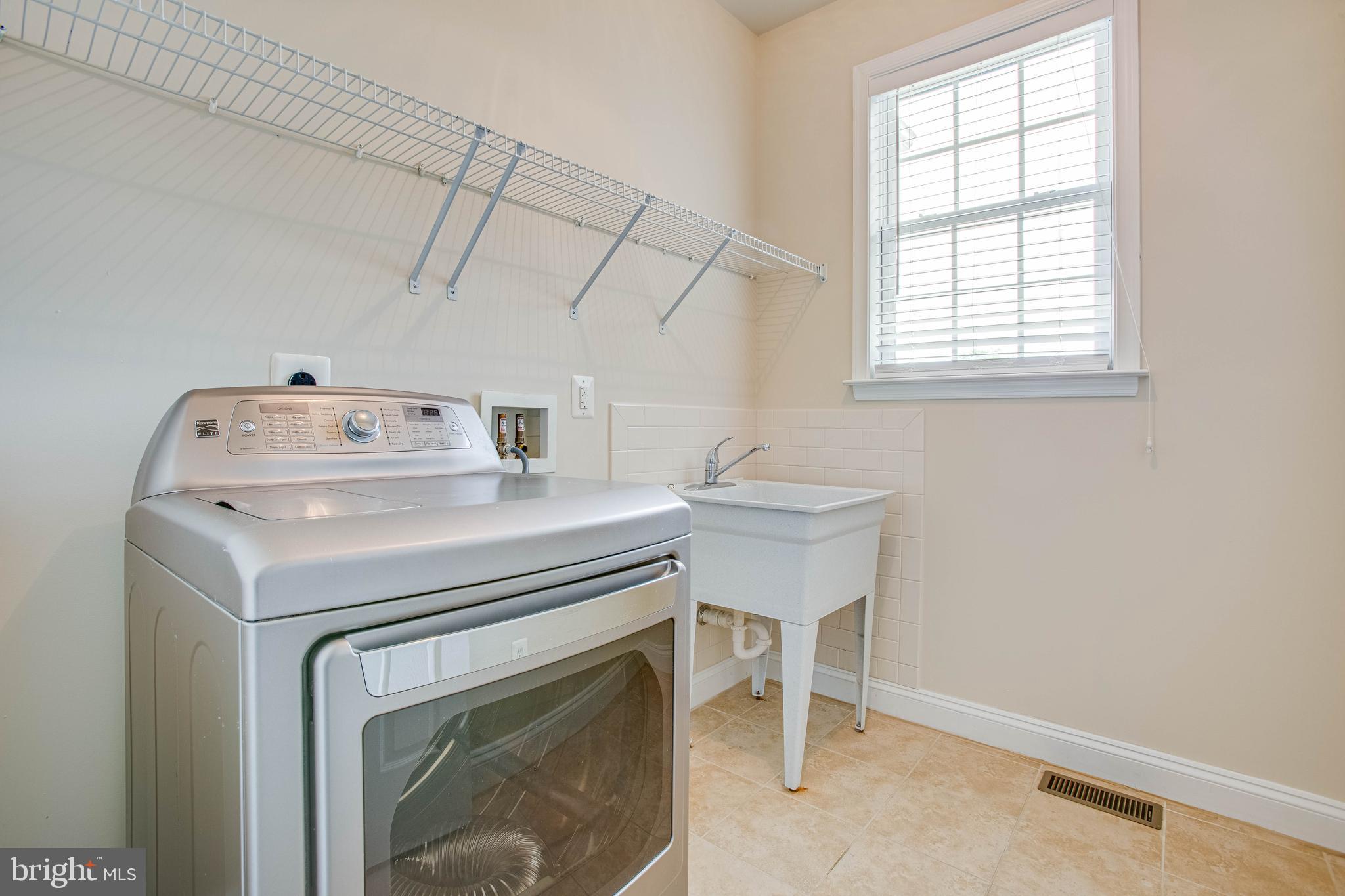 VIRGINIA HERITAGE AT LEE'S PARK - Residential