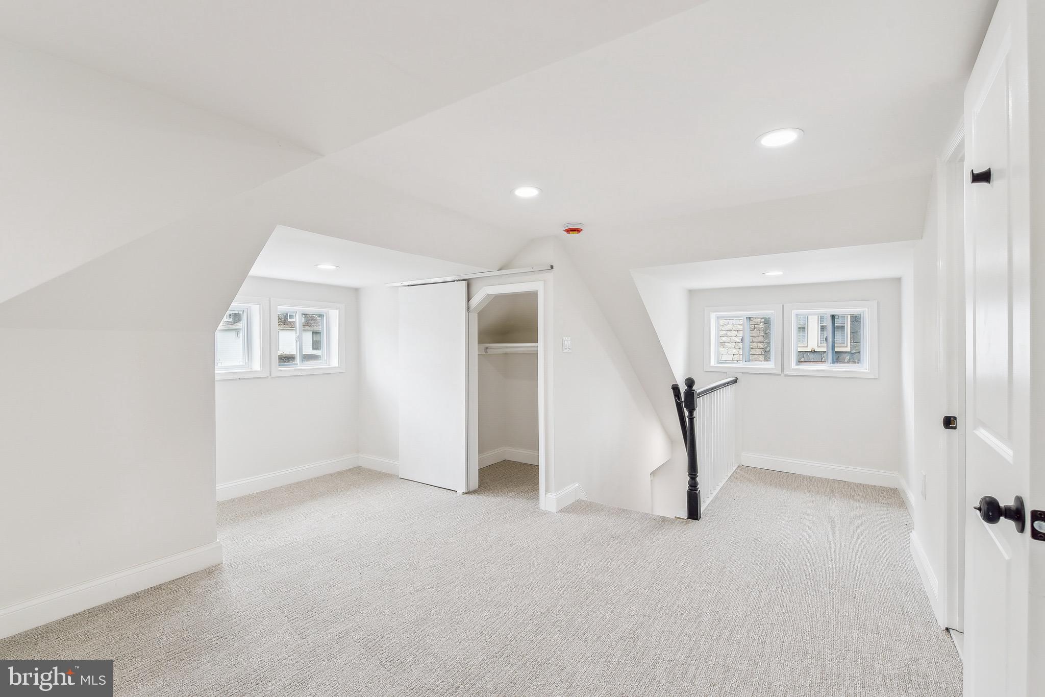 OVERLEA - Residential