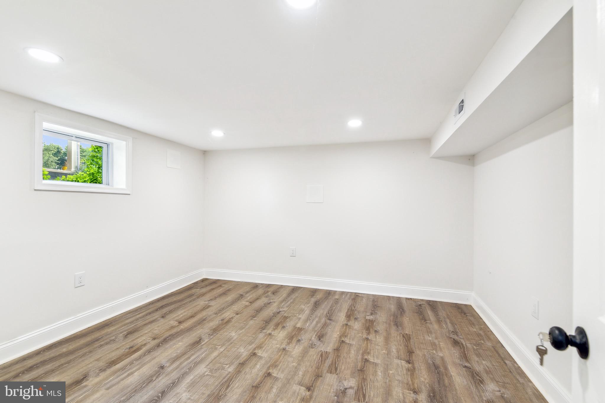 OVERLEA - Residential