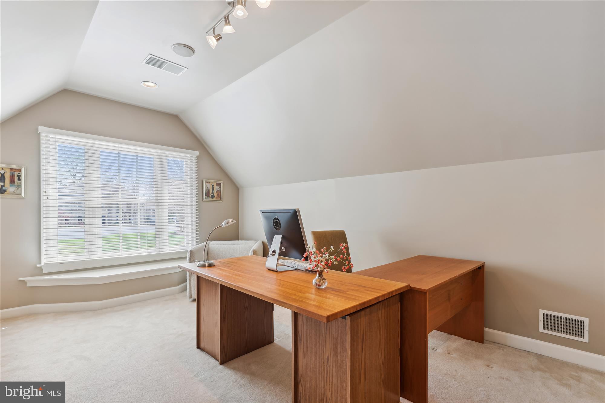 BRIDGES OF OAKTON - Residential