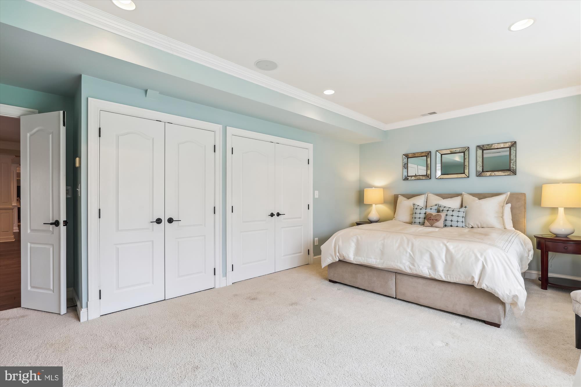 BRIDGES OF OAKTON - Residential