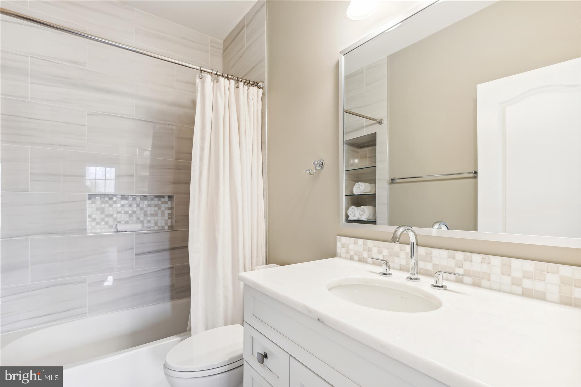 BRIDGES OF OAKTON - Residential