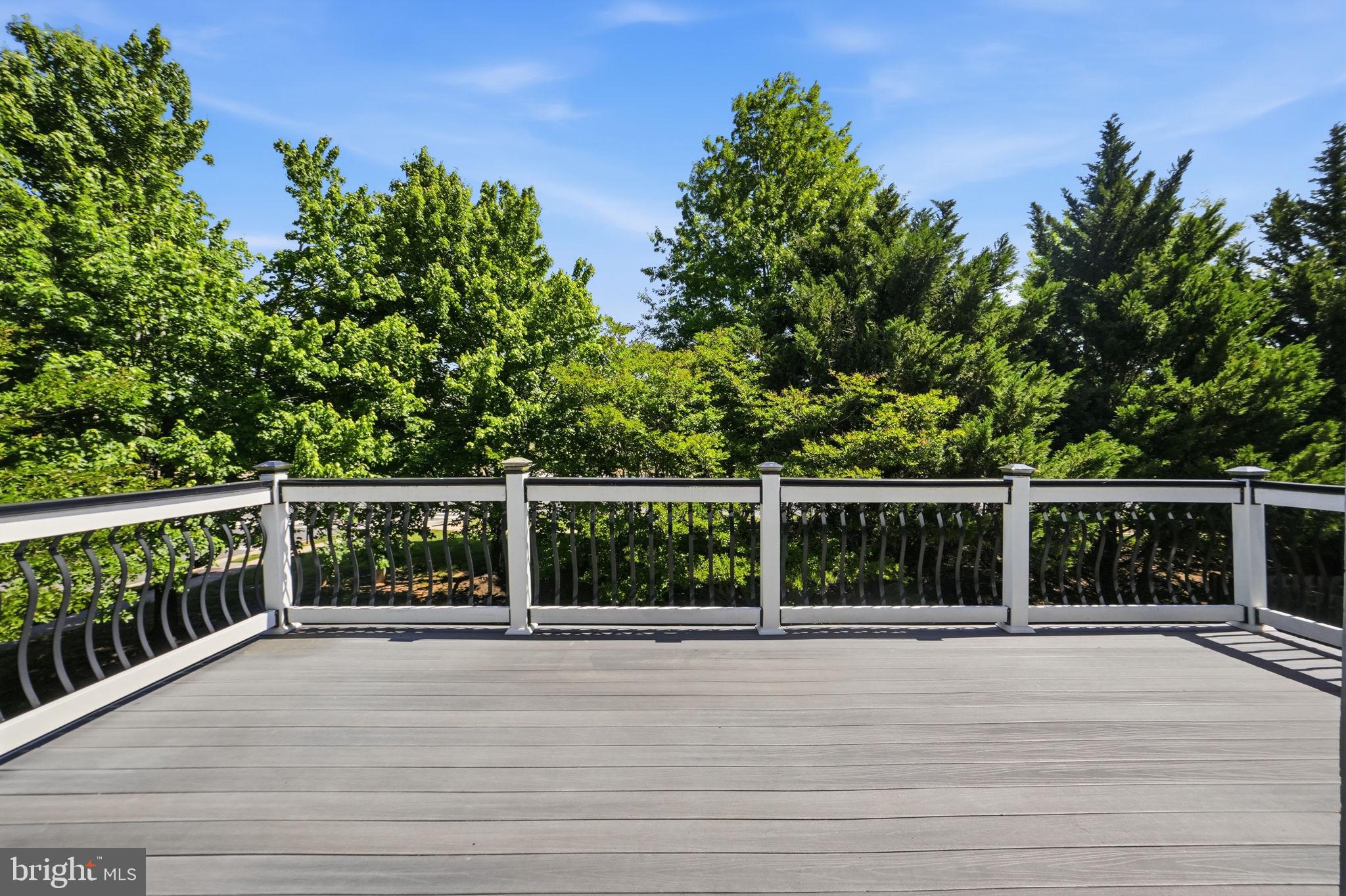 POTOMAC CROSSING - Residential