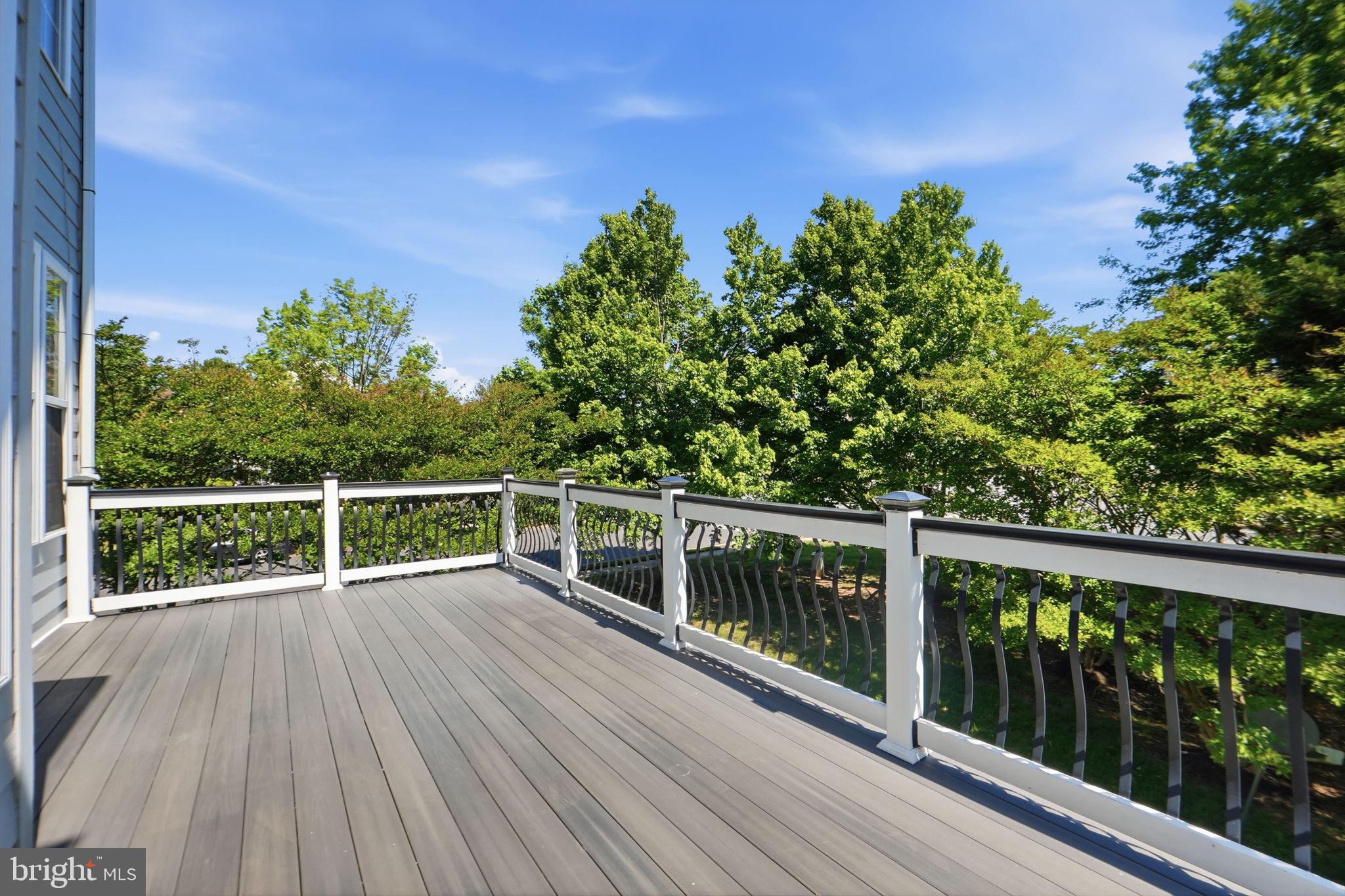 POTOMAC CROSSING - Residential