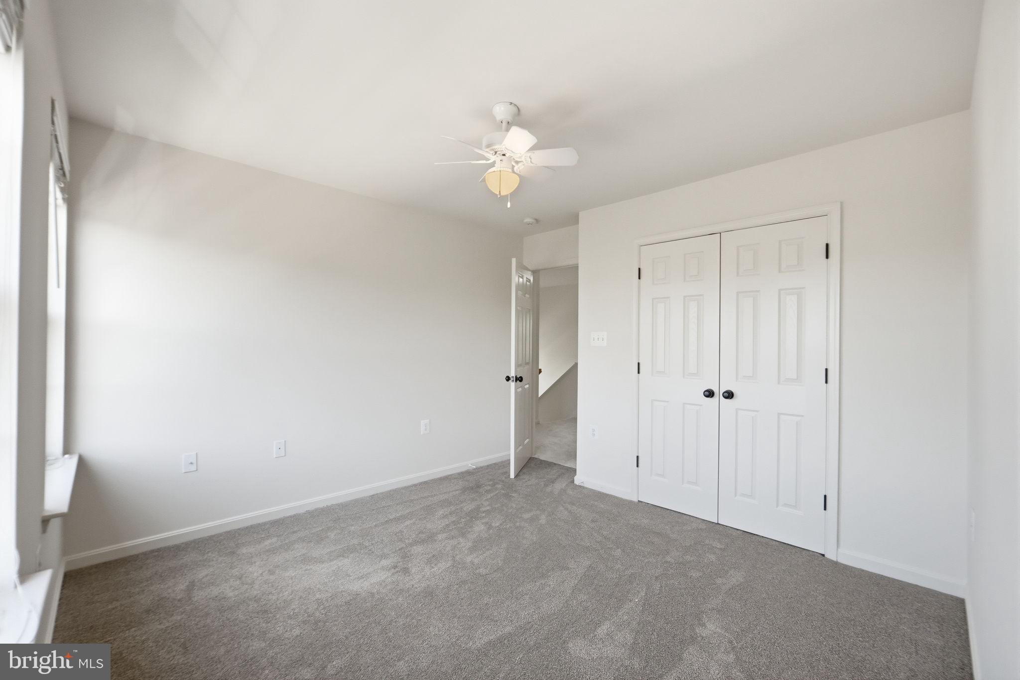 POTOMAC CROSSING - Residential