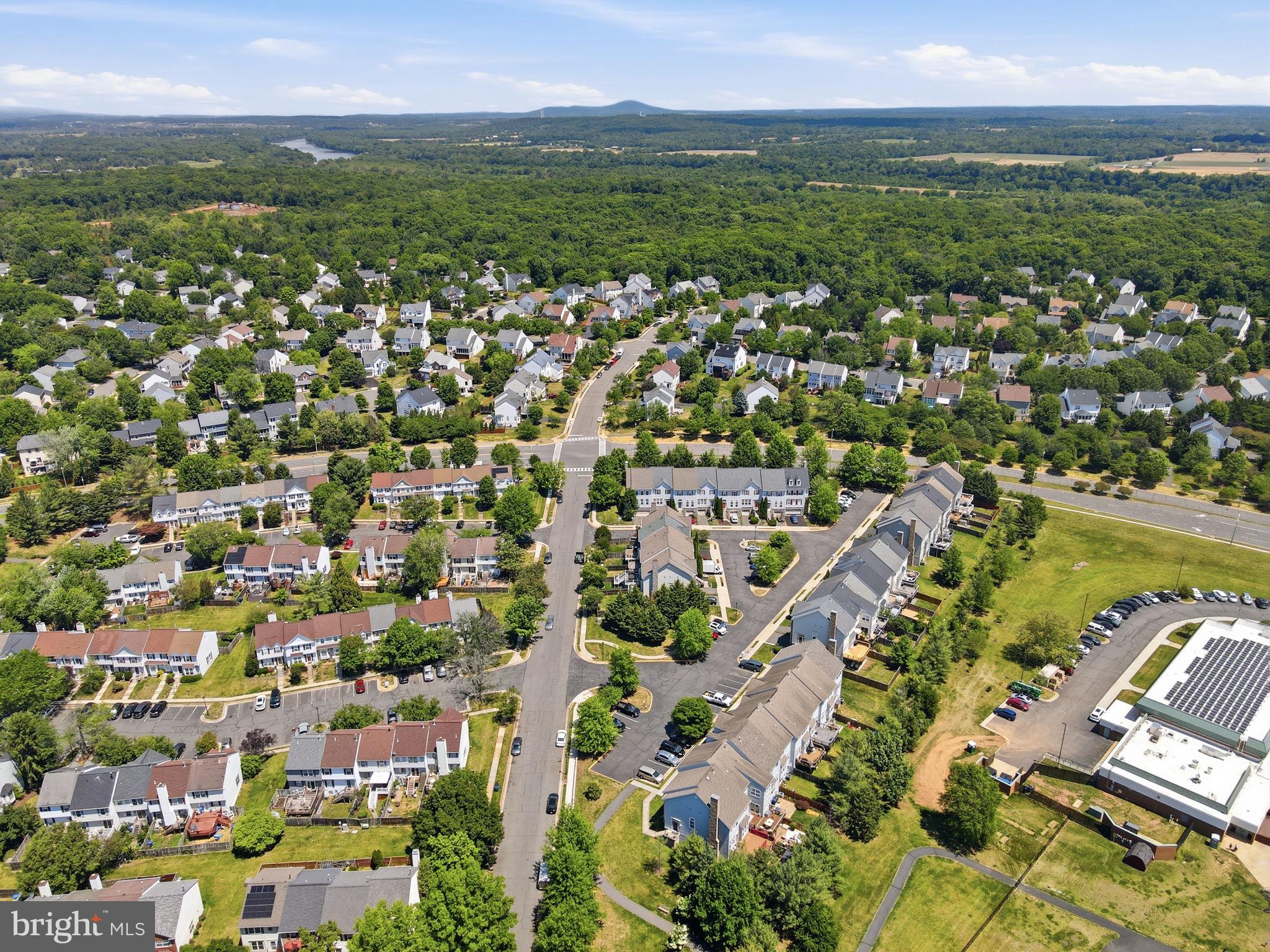POTOMAC CROSSING - Residential