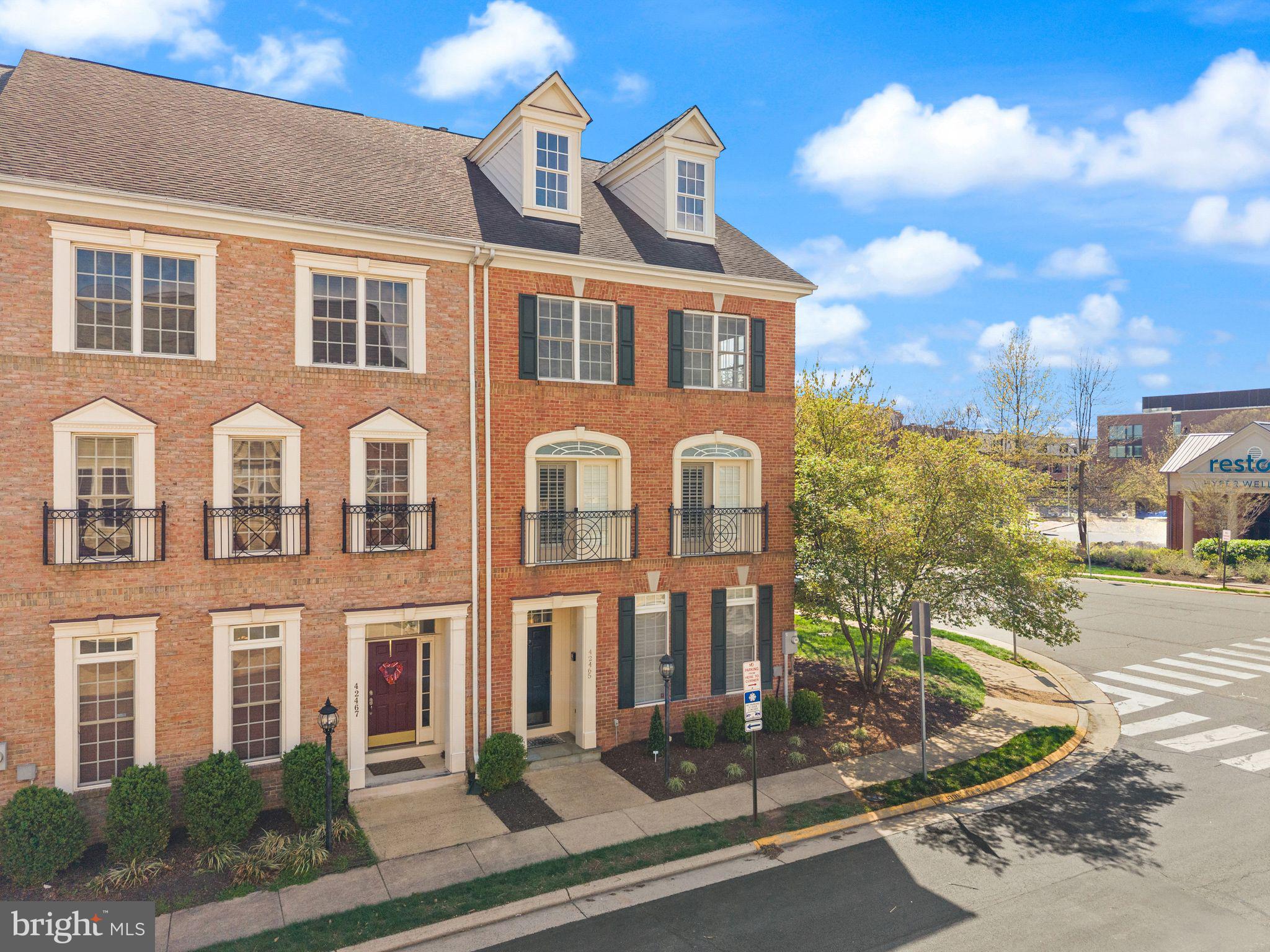 42465 REGAL WOOD DRIVE