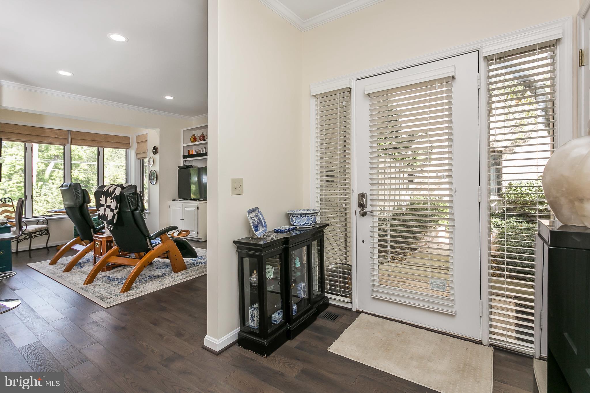 NORTH ROLAND PARK - Residential