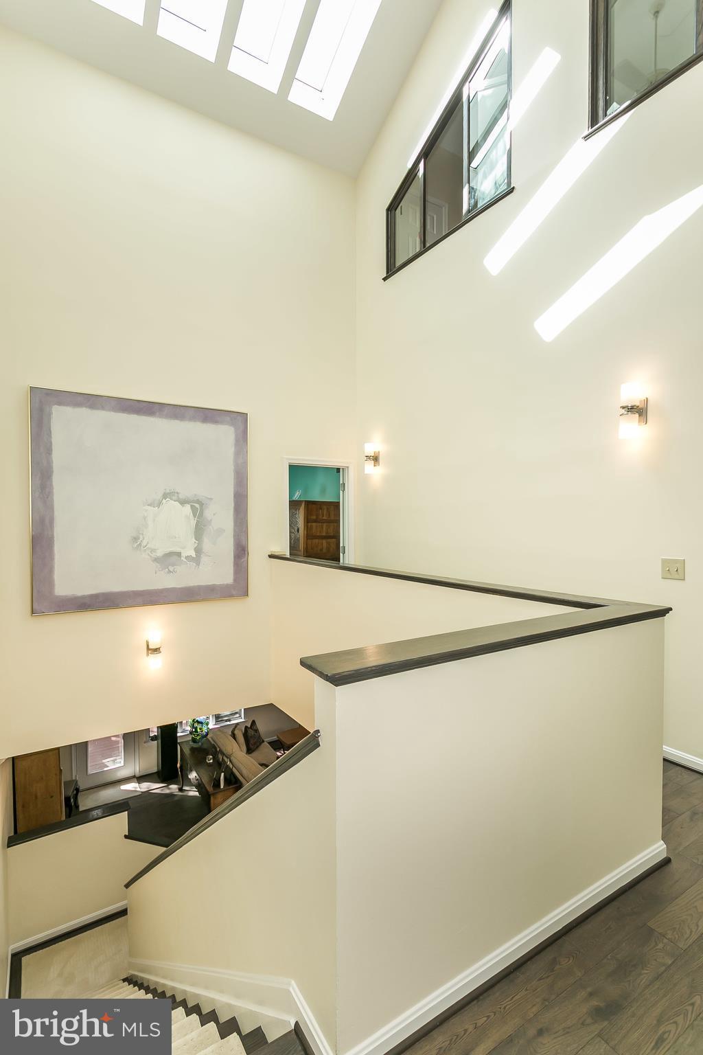 NORTH ROLAND PARK - Residential