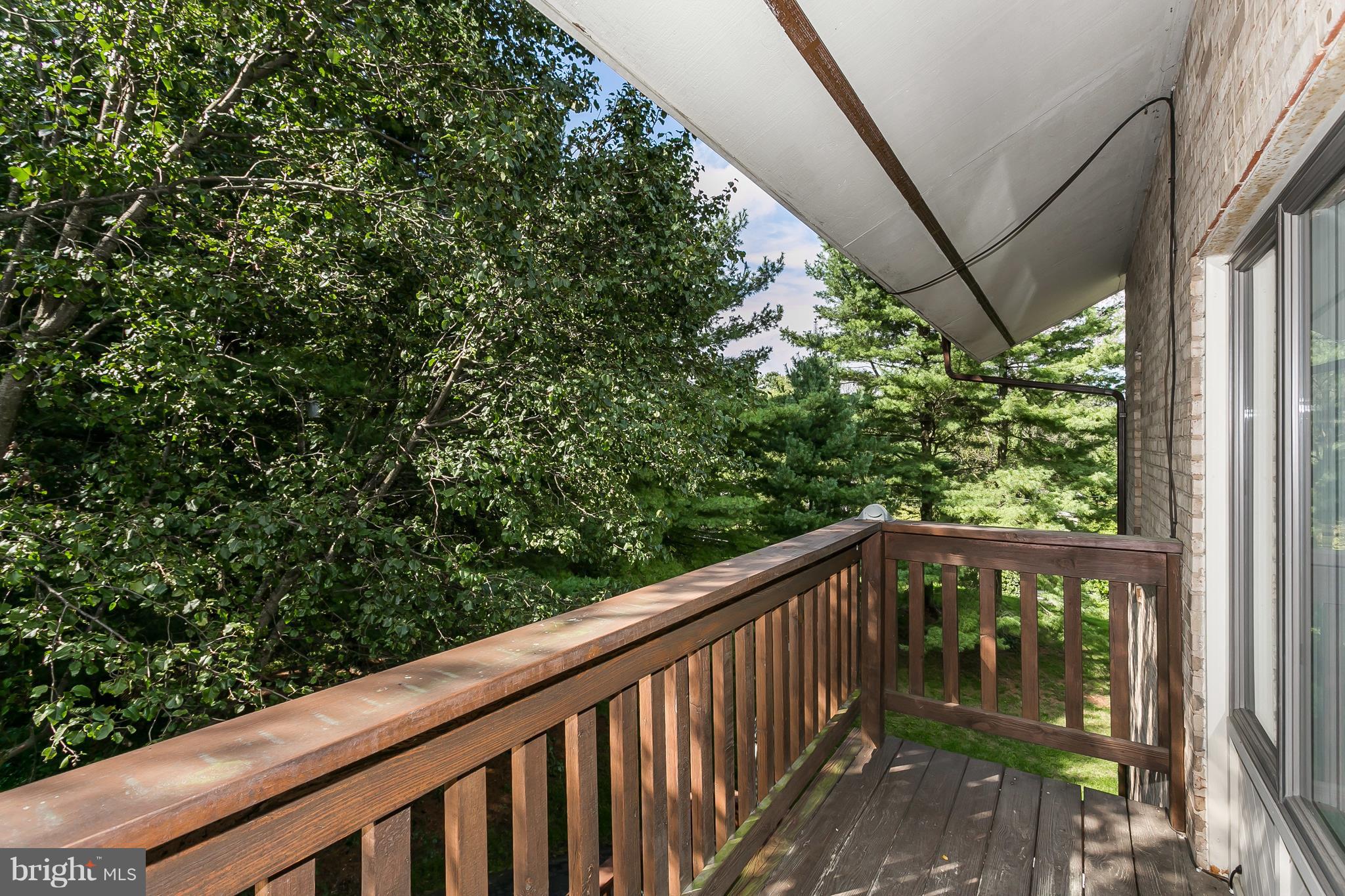 NORTH ROLAND PARK - Residential