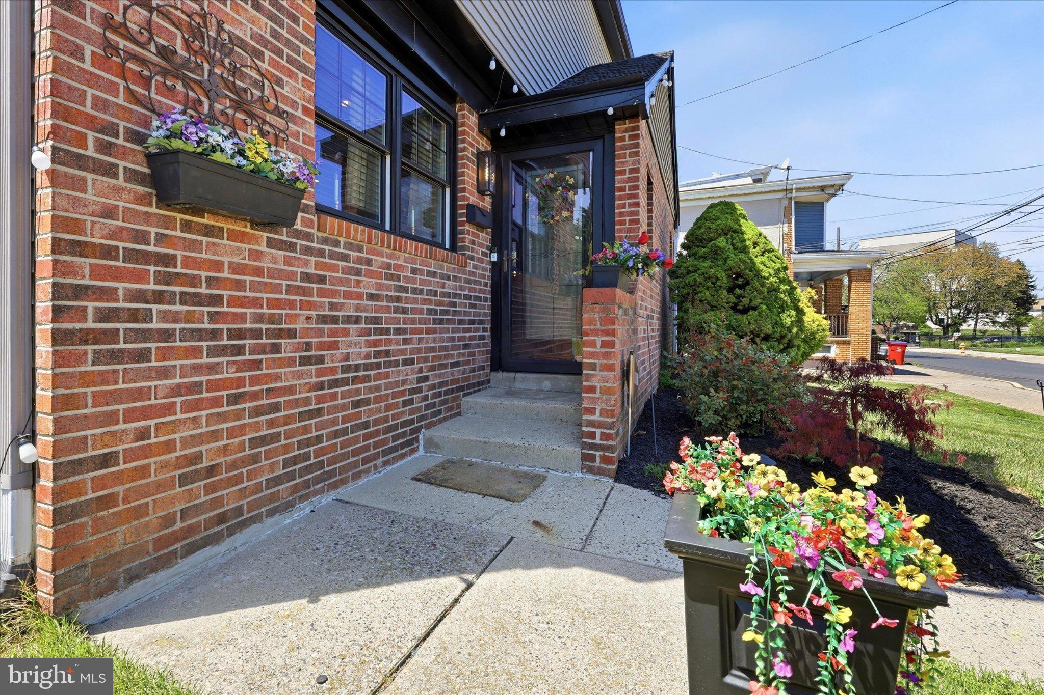 BRISTOL - Residential