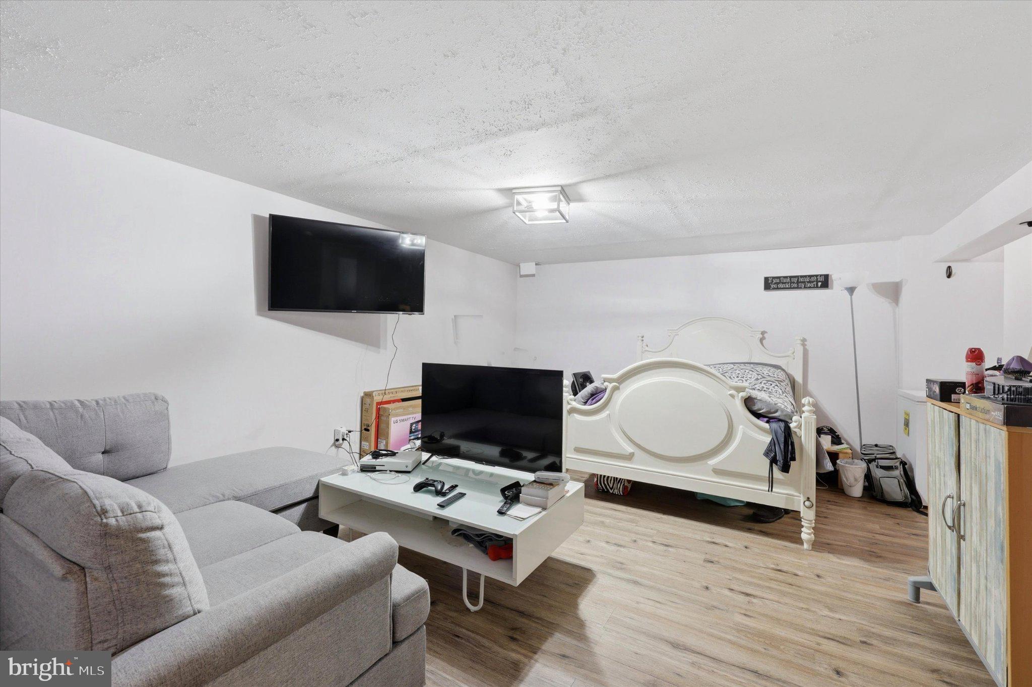 BRISTOL - Residential