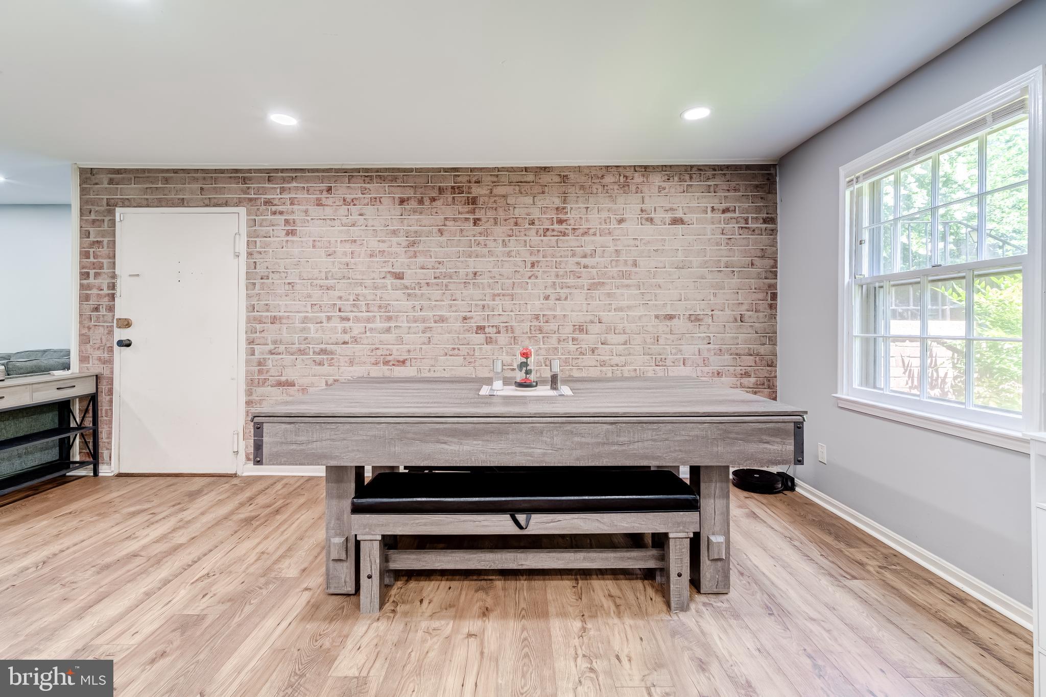 WESTCHESTER PARK - Residential Lease