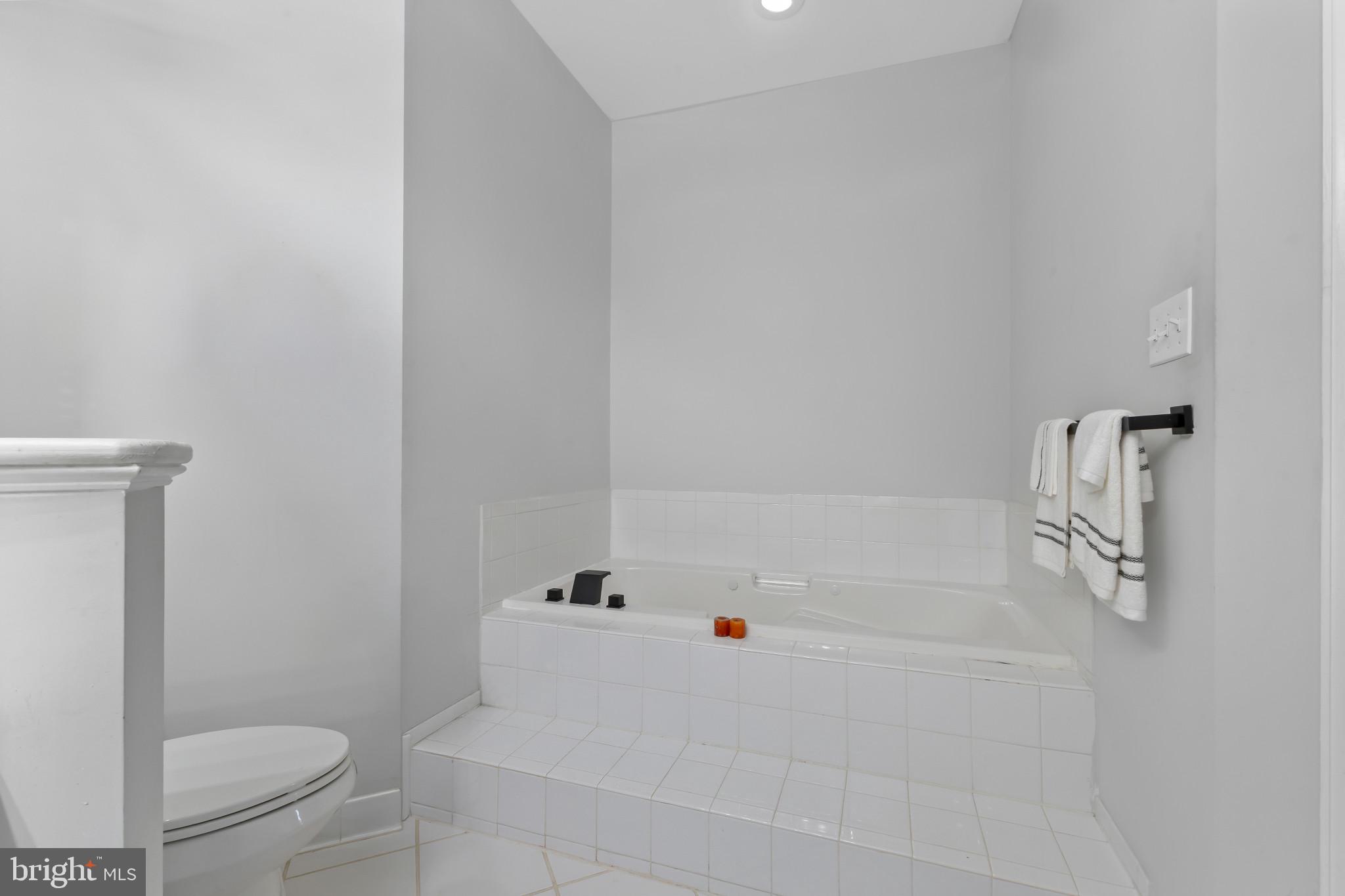 HICKORY RIDGE LA PLATA - Residential