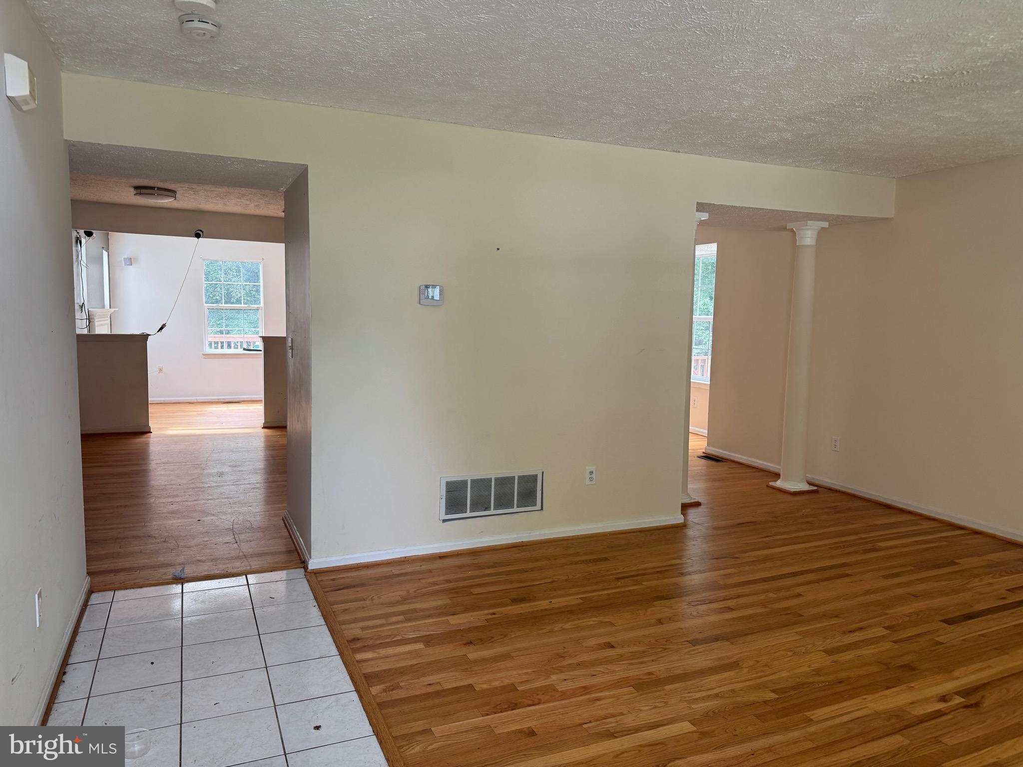 1809 LABROTT LANE