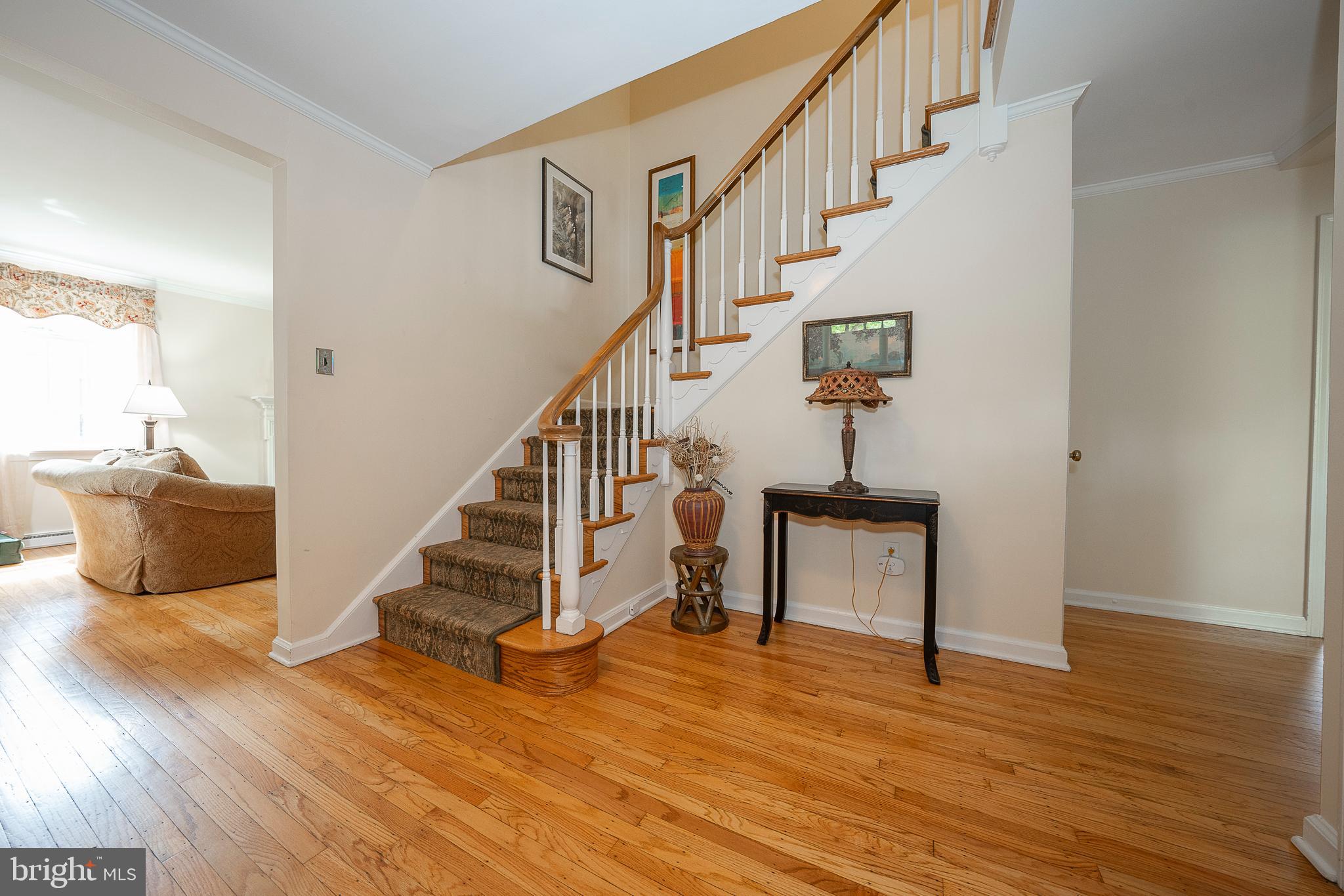 CHESTNUT HILL - Residential