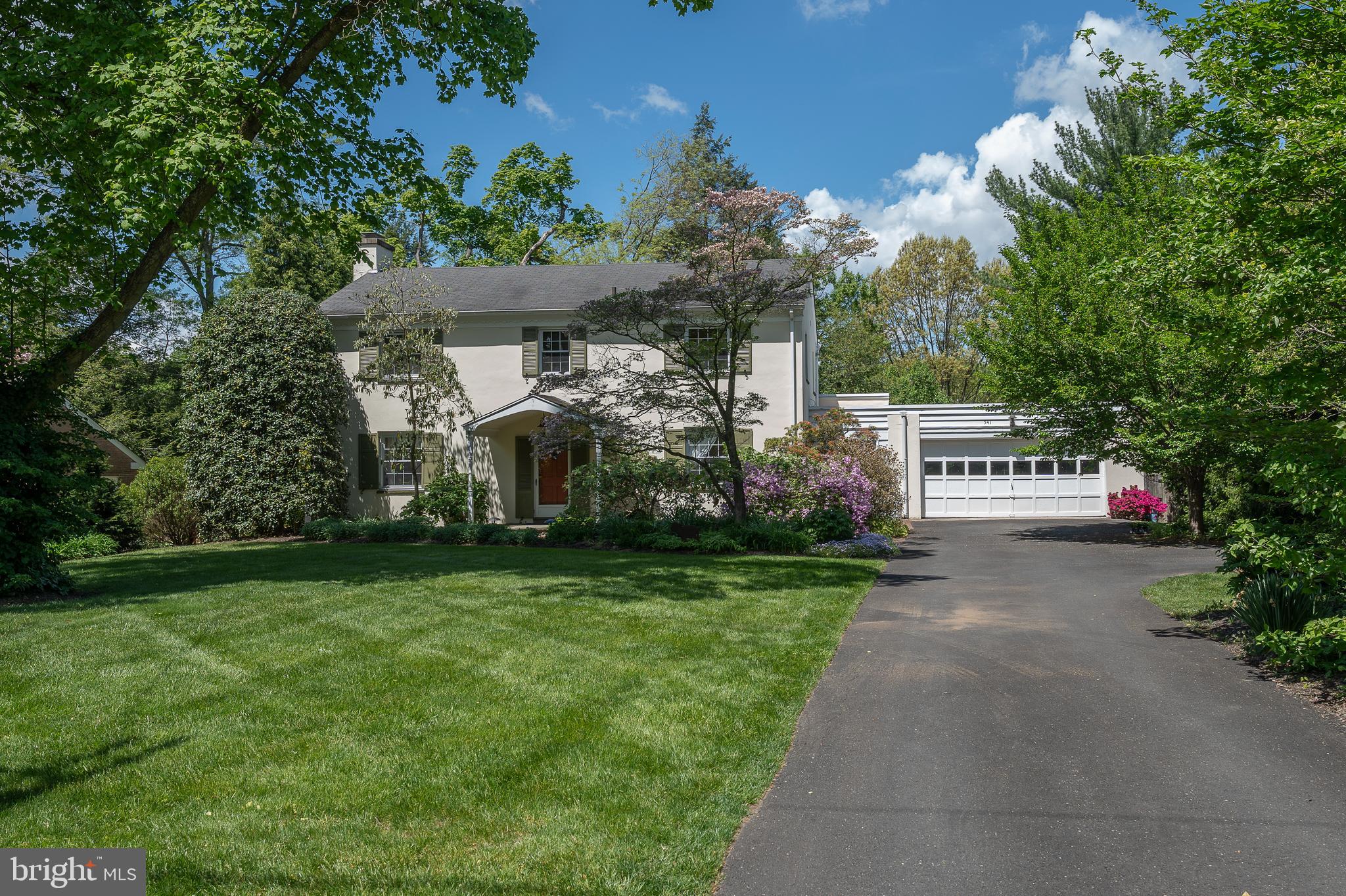 CHESTNUT HILL - Residential