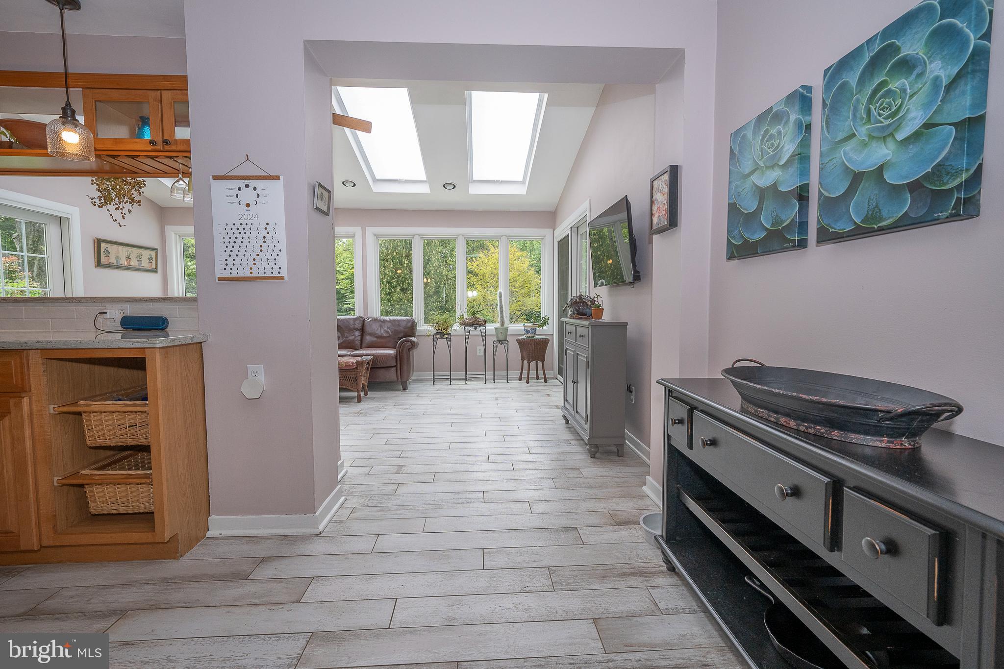 CHESTNUT HILL - Residential