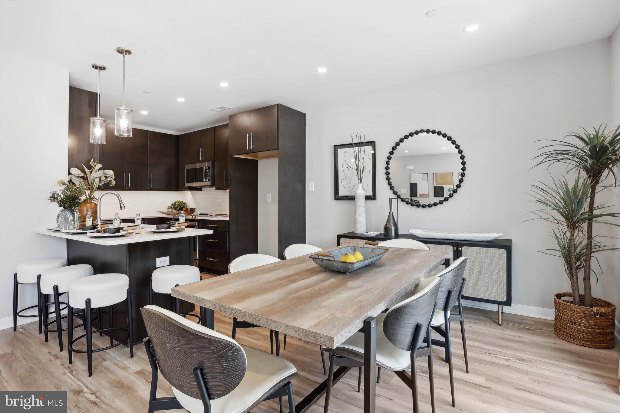 RIVER PLACE - Residential