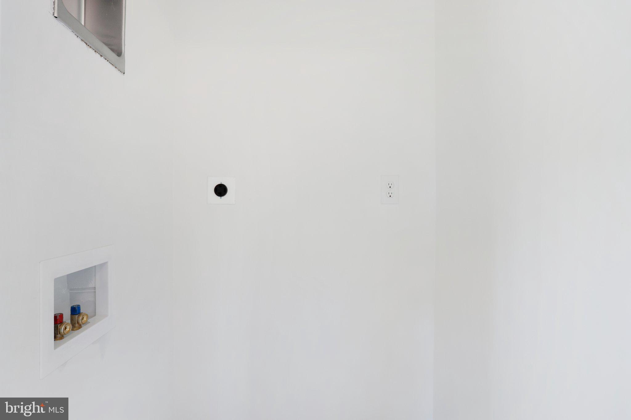 RIVER PLACE - Residential