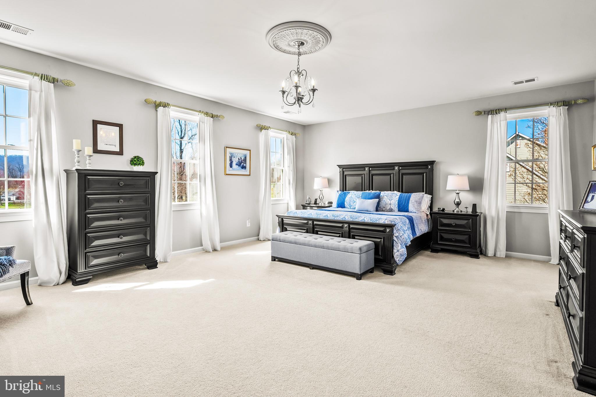 WATERFIELD HAMLET - Residential