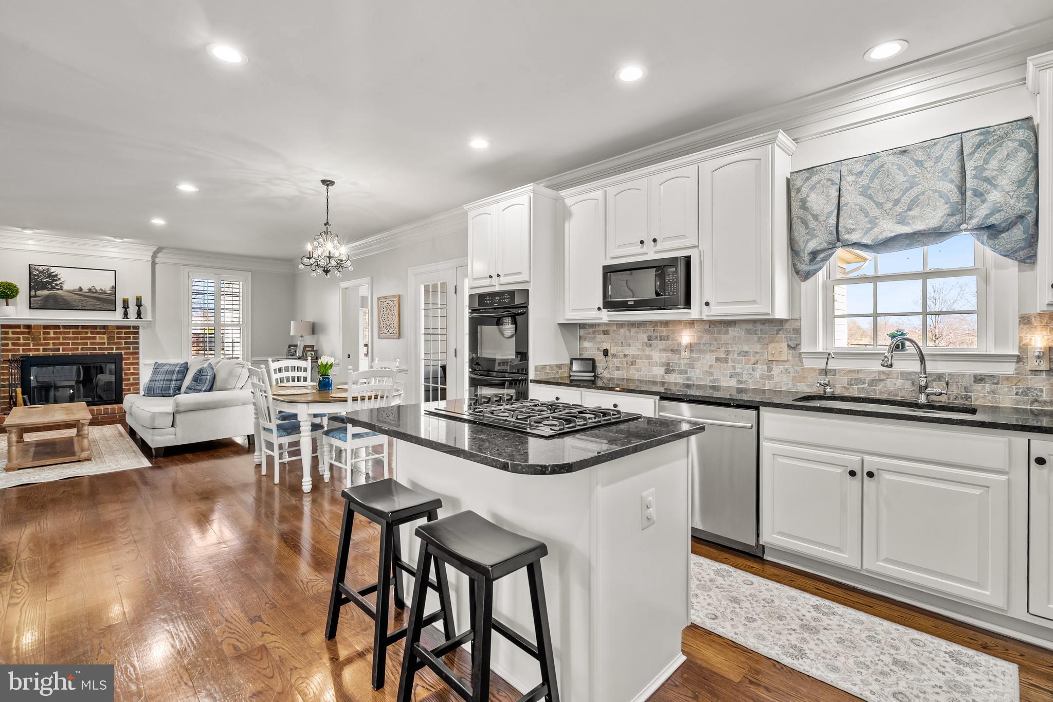 WATERFIELD HAMLET - Residential