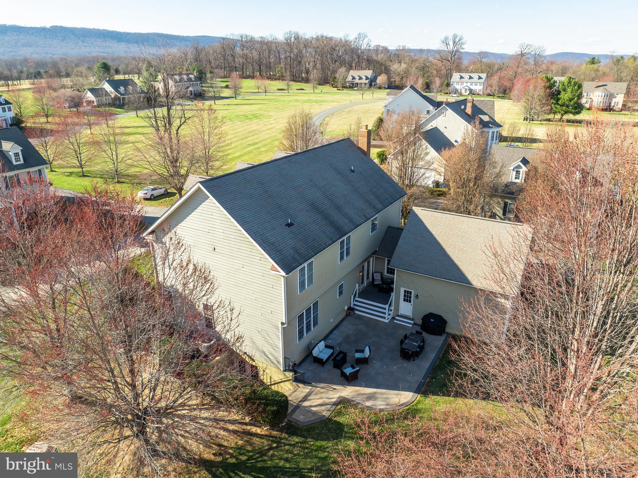 WATERFIELD HAMLET - Residential