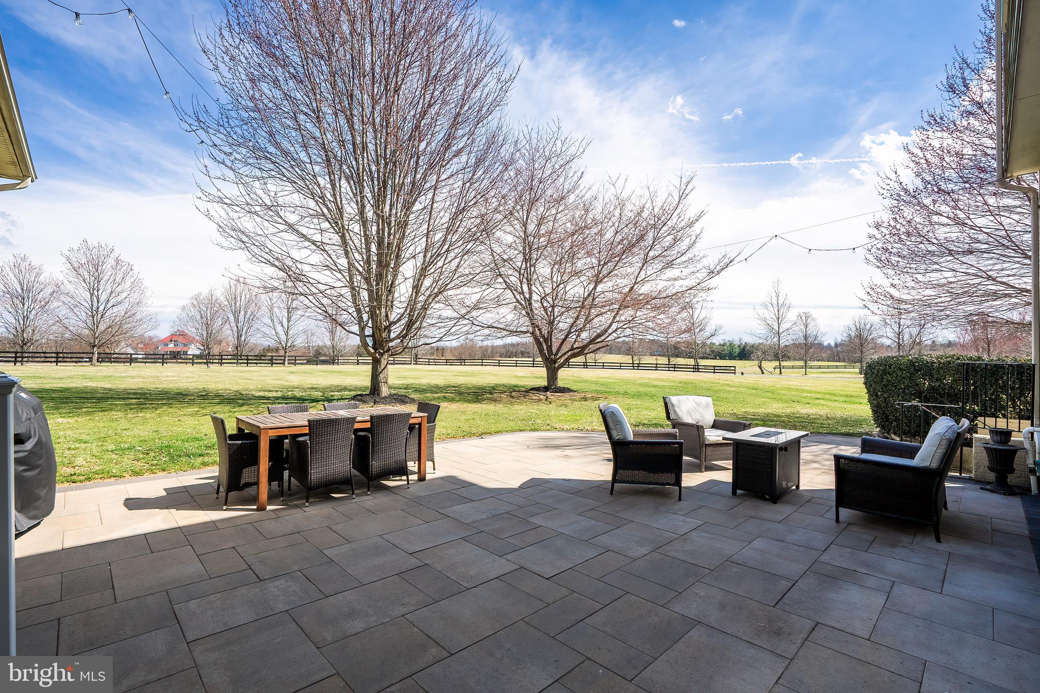 WATERFIELD HAMLET - Residential