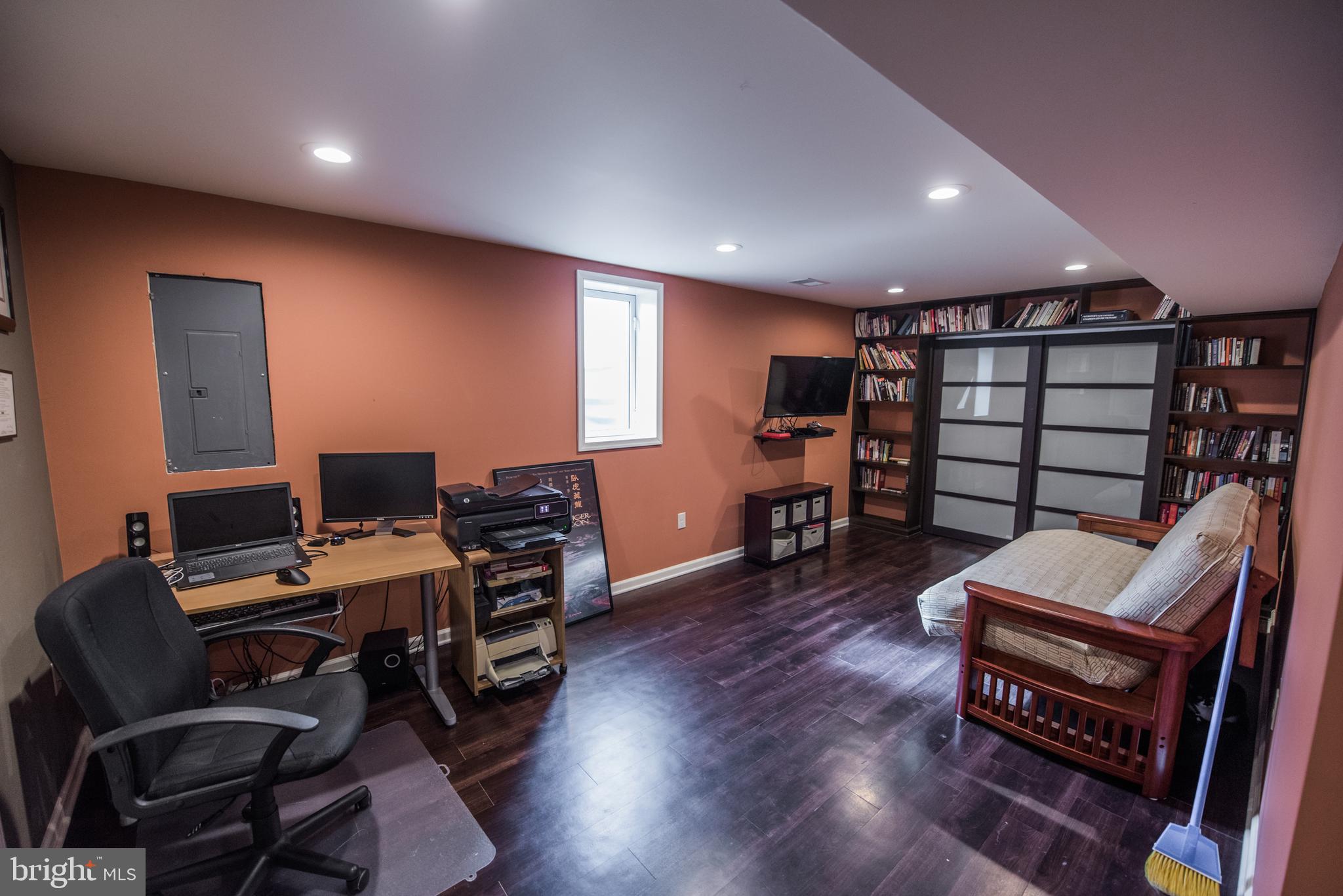 BRIAR RUN - Residential