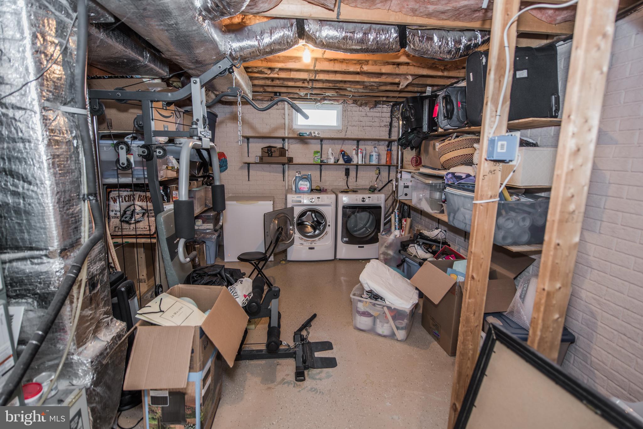 BRIAR RUN - Residential