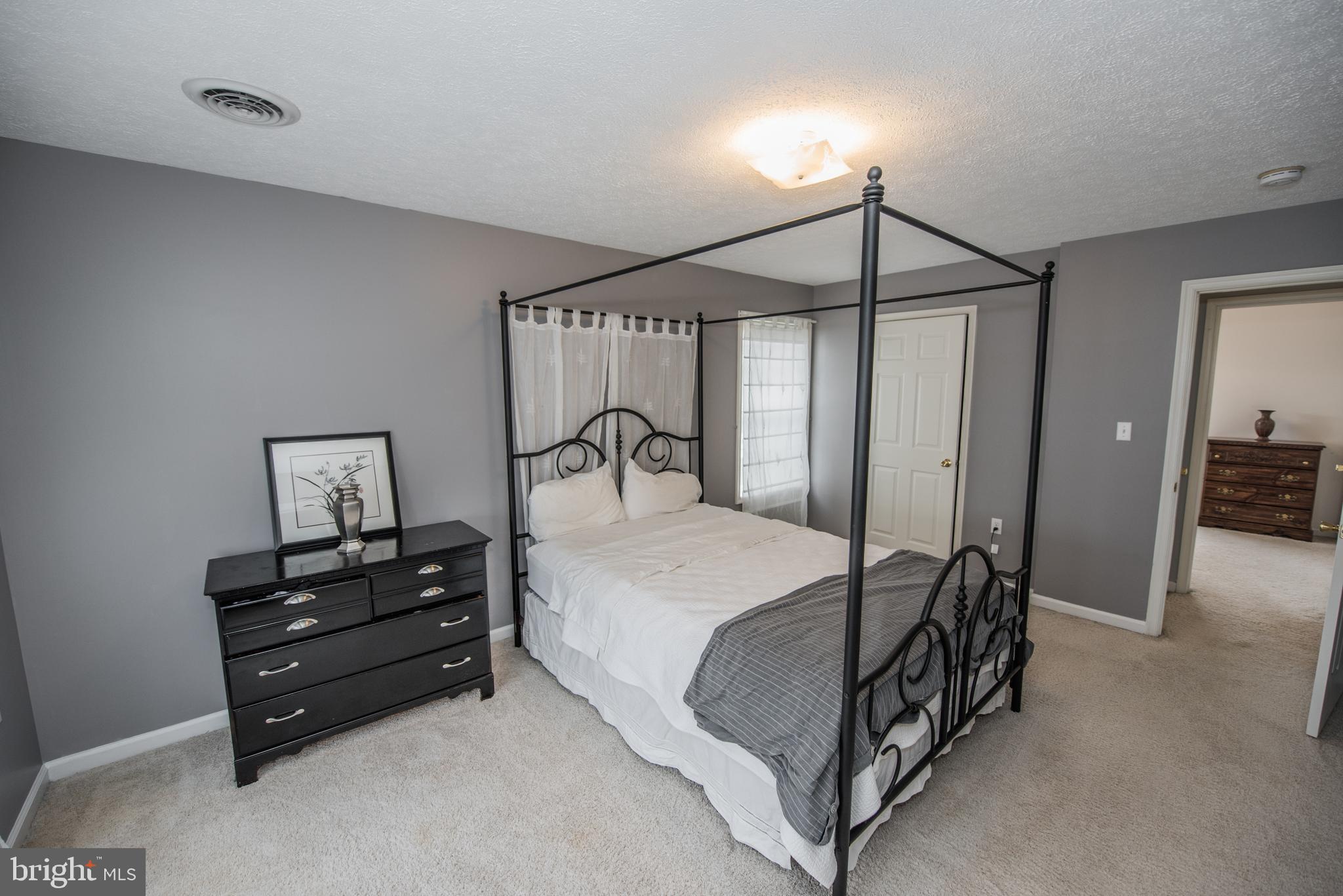 BRIAR RUN - Residential