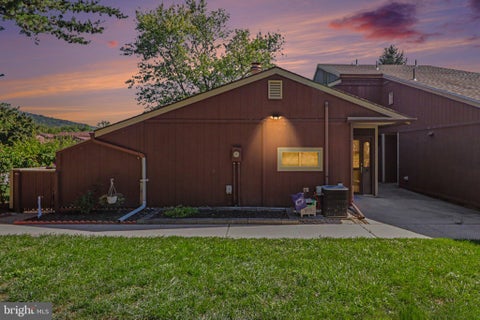 Condo For Sale - 848 Louise Court<br/> ENOLA, PA 17025