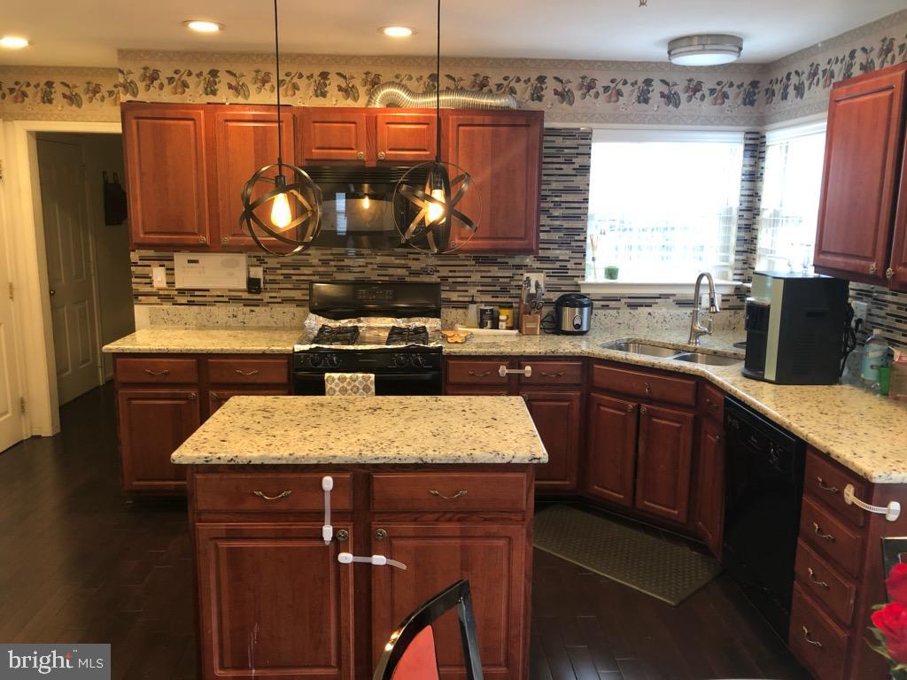 LONGWOOD - Residential Lease