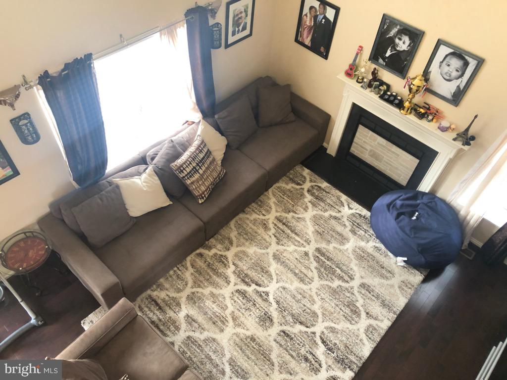 LONGWOOD - Residential Lease