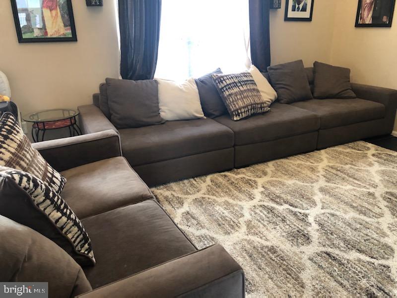 LONGWOOD - Residential Lease