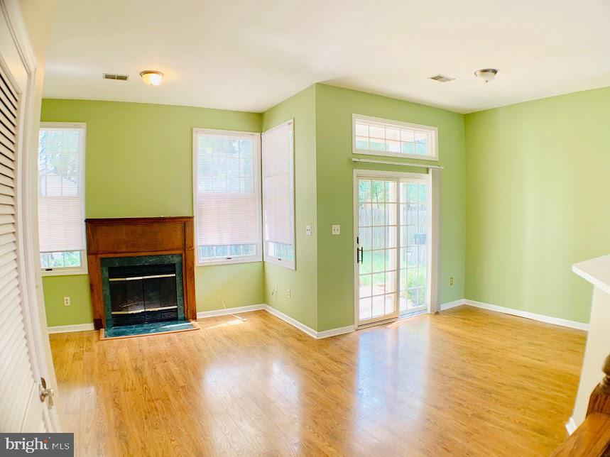 PARK RIDGE - Residential Lease