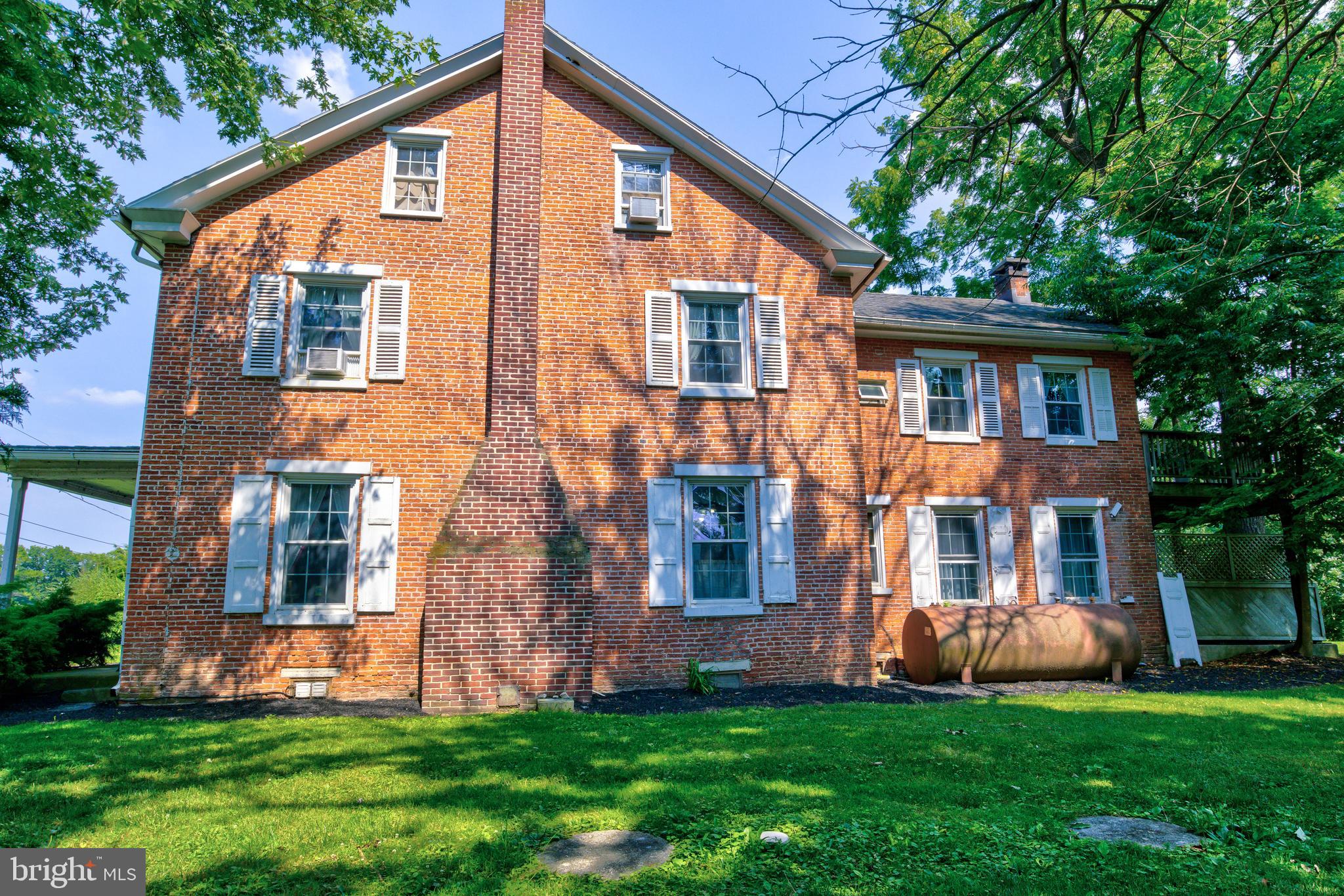673 AUCTION ROAD
