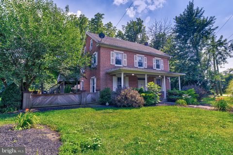 673 AUCTION ROAD MANHEIM PA 17545