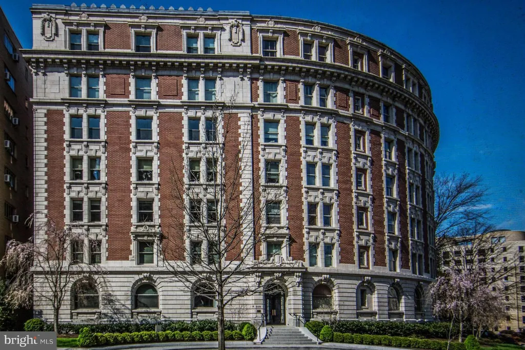 2126 Connecticut Avenue NW Unit 33, Washington, DC 20008