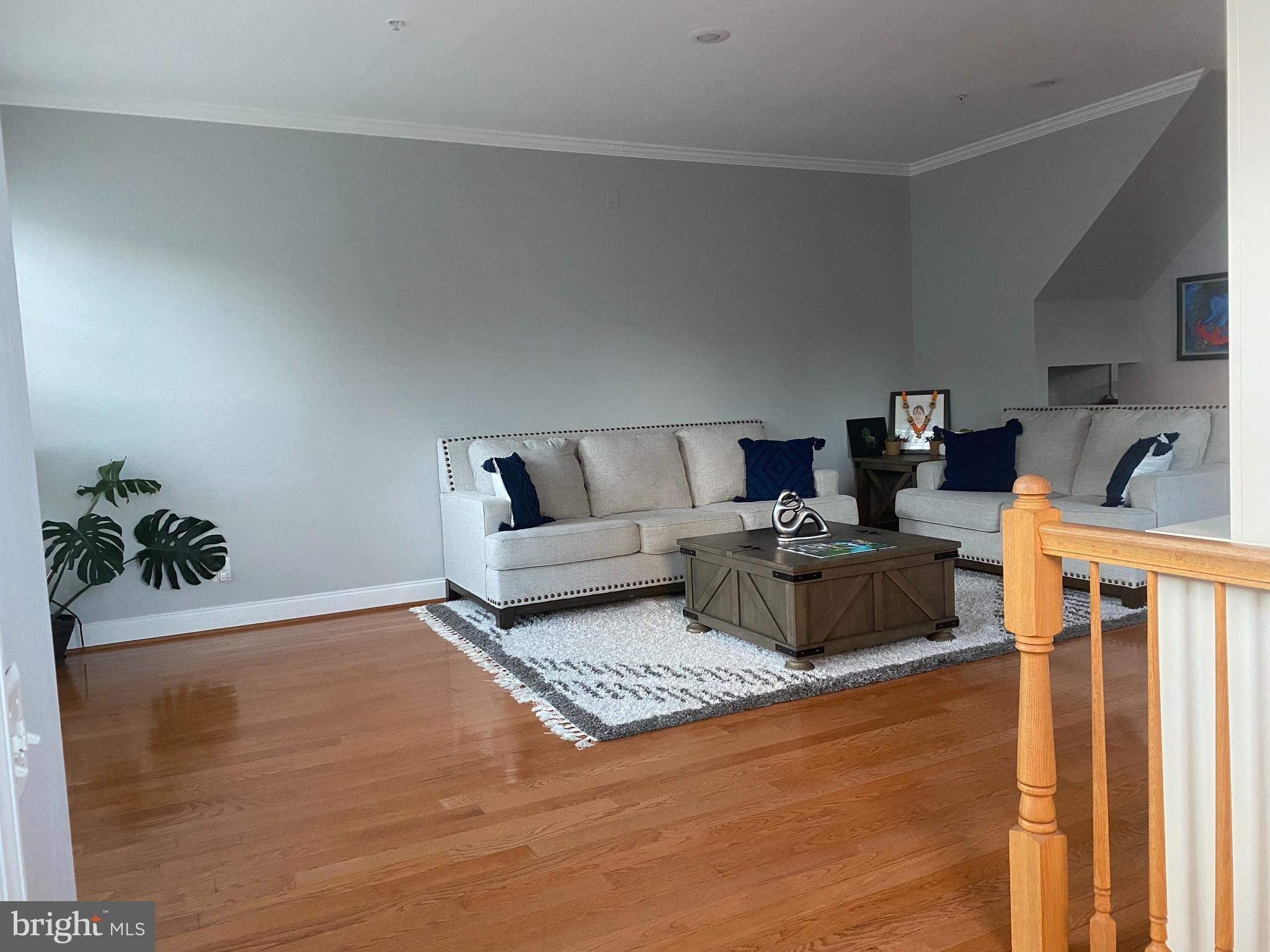 MCNAIR FARMS LANDBAY - Residential Lease