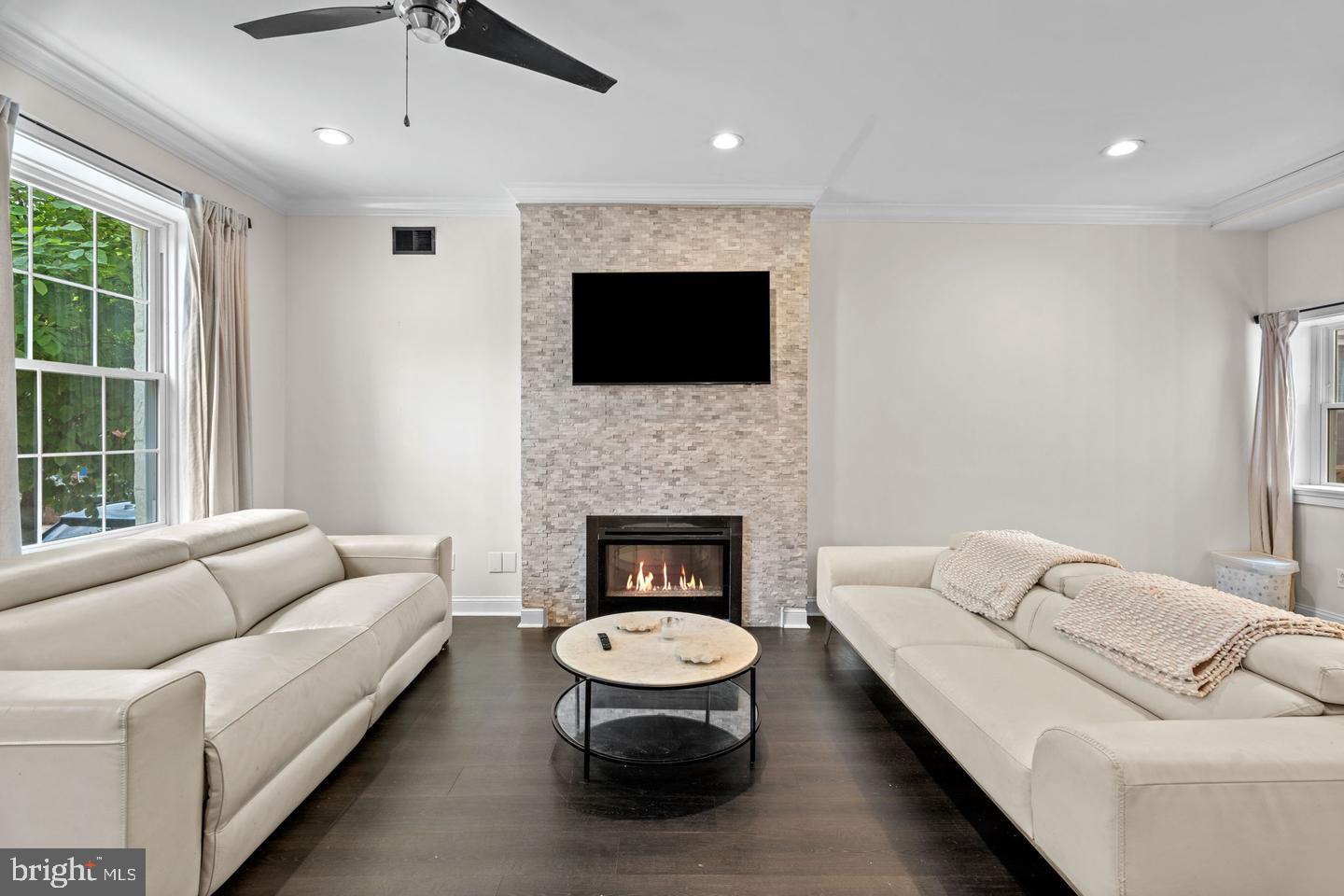 842 N 28TH STREET
