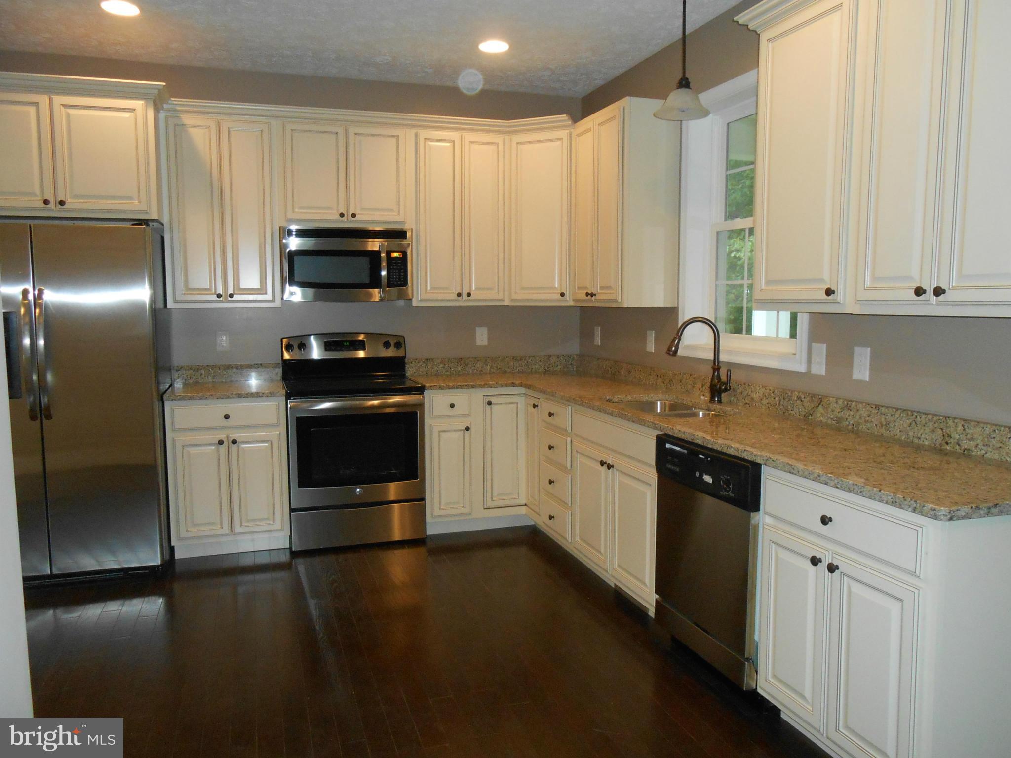 INDIANTOWN HILLS - Residential