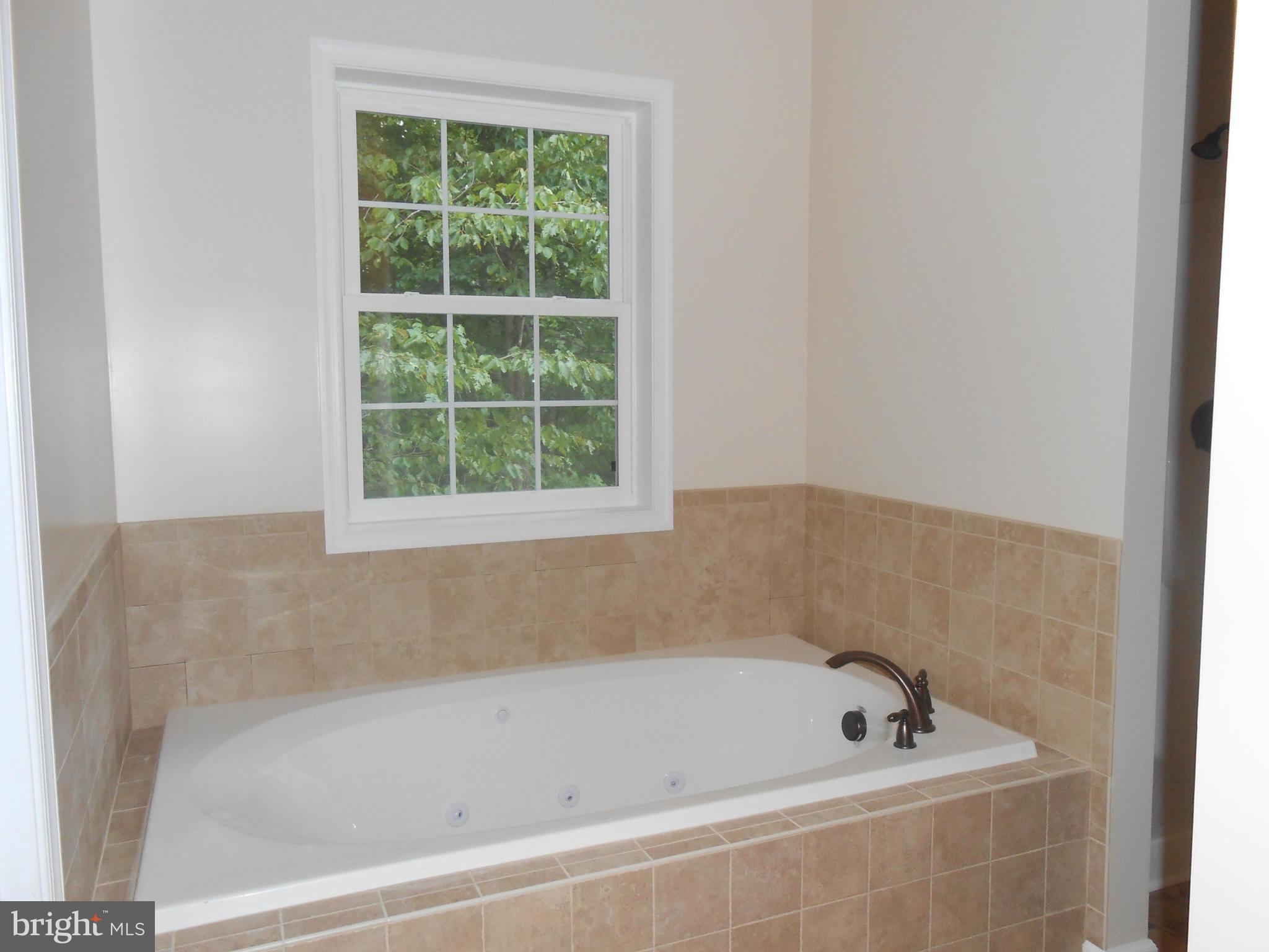 INDIANTOWN HILLS - Residential