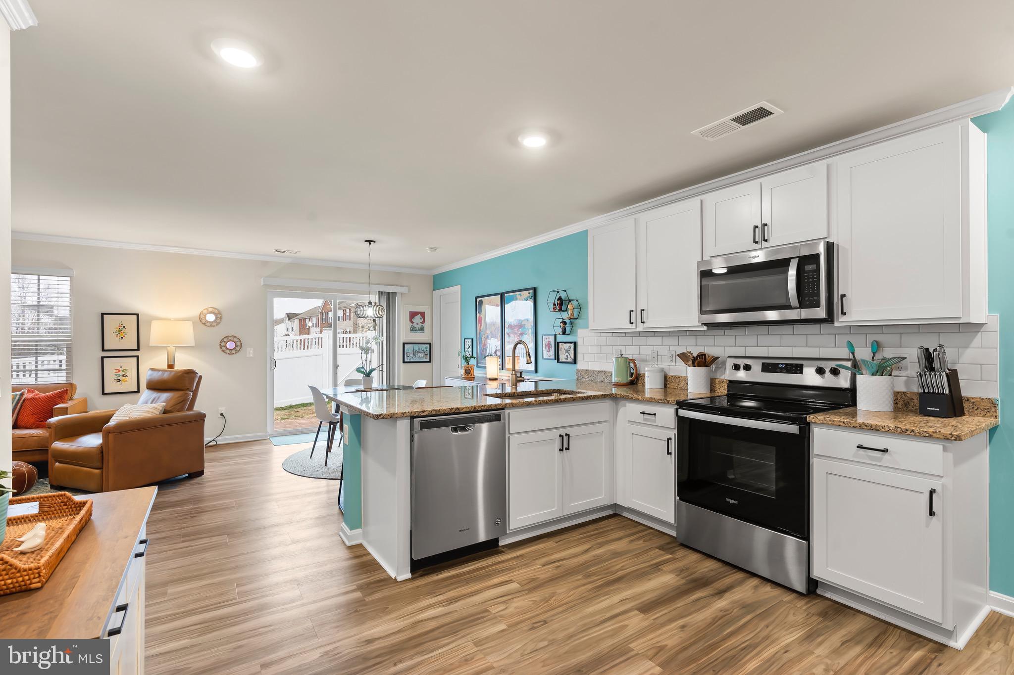 MAGNOLIA SPRINGS - Residential